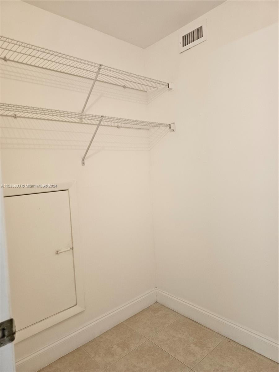 1403 S Liberty Ave 1403K, Homestead, Florida 33034, 3 Bedrooms Bedrooms, ,2 BathroomsBathrooms,Residentiallease,For Rent,1403 S Liberty Ave 1403K,A11533633