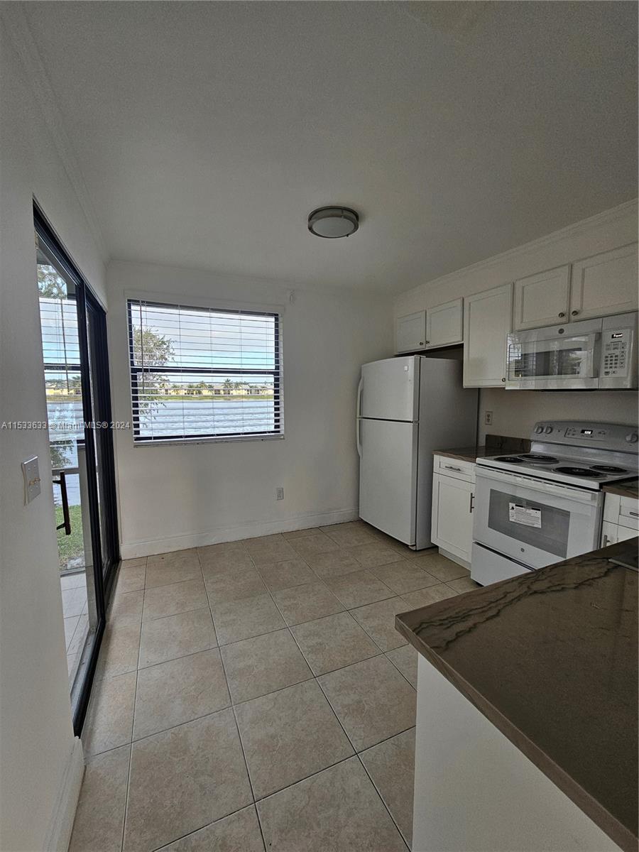 1403 S Liberty Ave 1403K, Homestead, Florida 33034, 3 Bedrooms Bedrooms, ,2 BathroomsBathrooms,Residentiallease,For Rent,1403 S Liberty Ave 1403K,A11533633