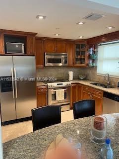 4301 Collins Ave 907, Miami Beach, Florida 33140, 1 Bedroom Bedrooms, ,1 BathroomBathrooms,Residentiallease,For Rent,4301 Collins Ave 907,A11533642