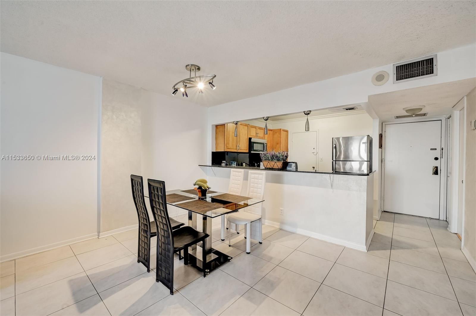 3800 S Ocean Dr 1123, Hollywood, Florida 33019, 1 Bedroom Bedrooms, ,1 BathroomBathrooms,Residential,For Sale,3800 S Ocean Dr 1123,A11533650