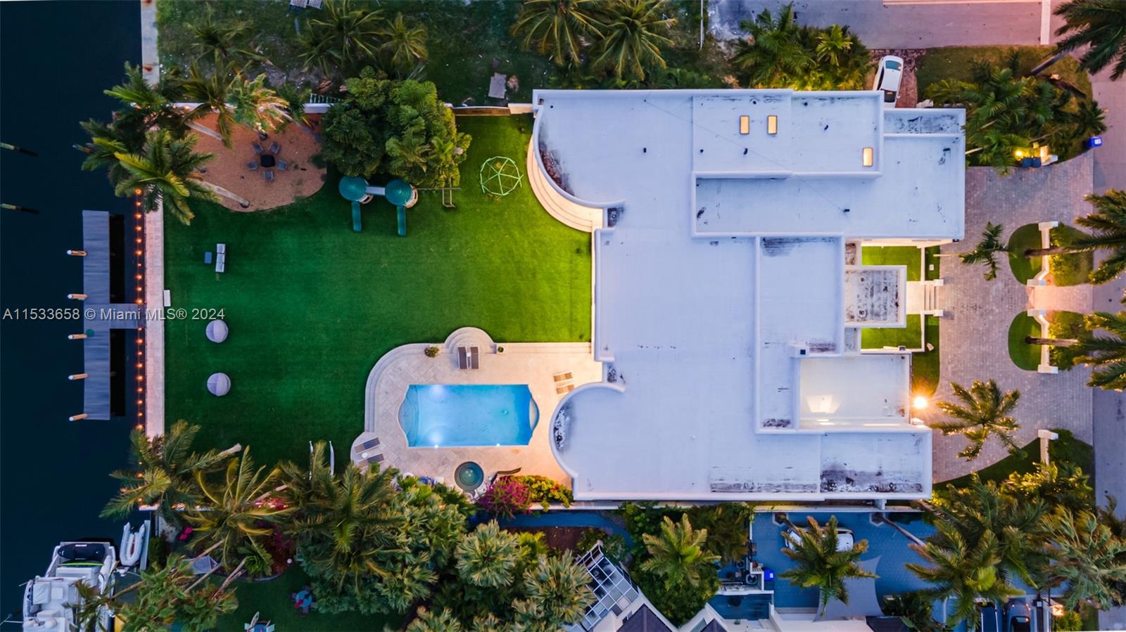 929 Southlake Dr, Hollywood, FL, 33019 United States, 8 Bedrooms Bedrooms, ,6 BathroomsBathrooms,Residential,For Sale,Southlake Dr,A11533658