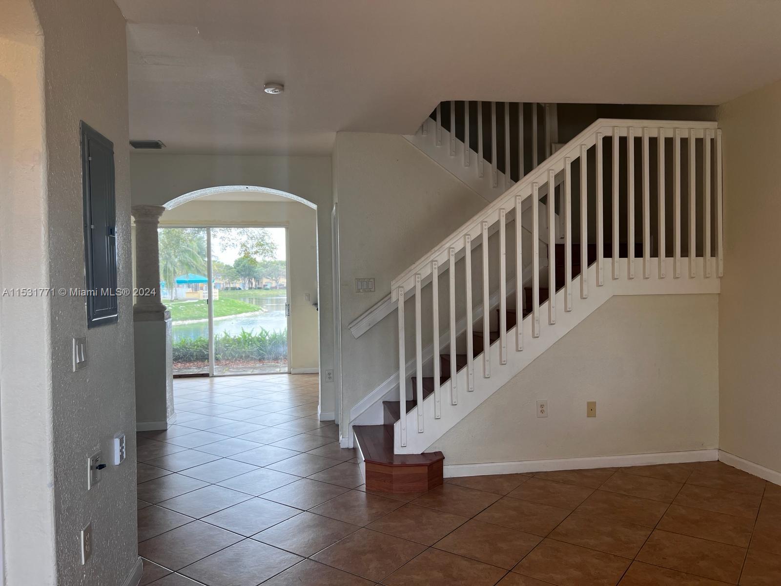 2612 SE 15th Pl 325, Homestead, Florida 33035, 3 Bedrooms Bedrooms, ,2 BathroomsBathrooms,Residentiallease,For Rent,2612 SE 15th Pl 325,A11531771