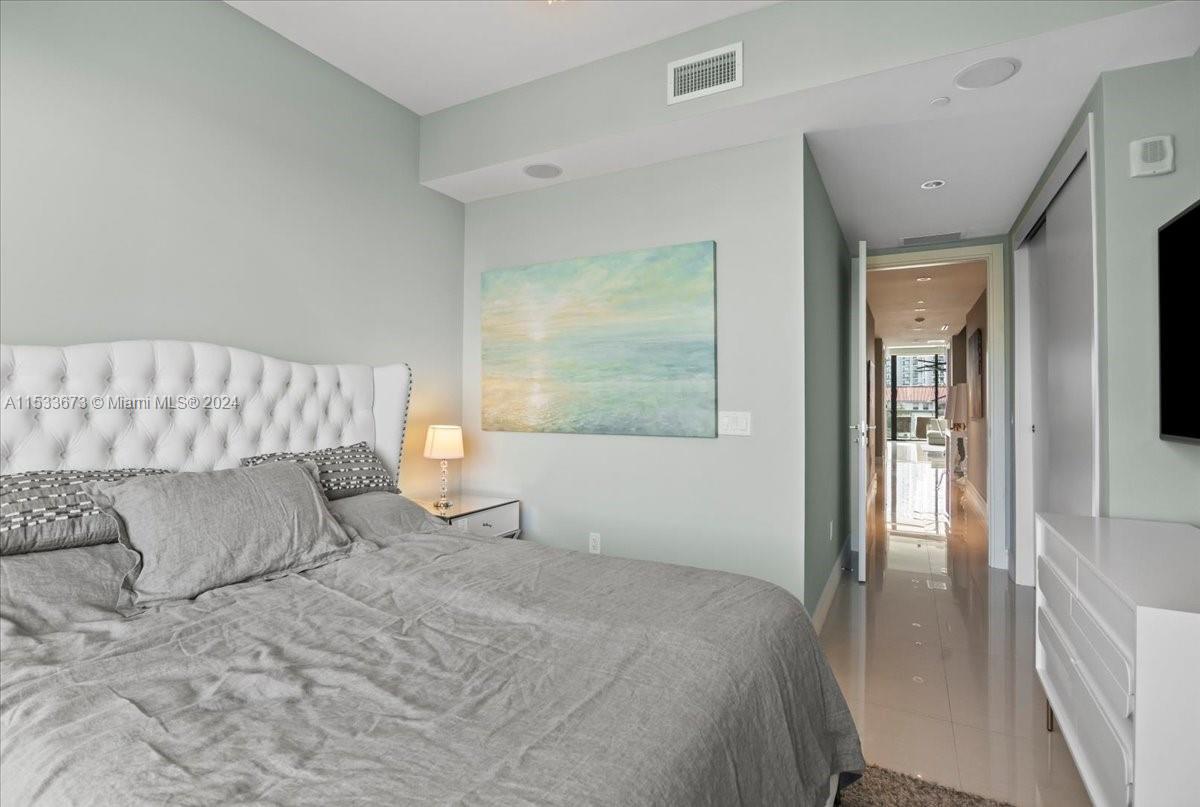 3250 NE 188th St 305, Aventura, Florida 33180, 3 Bedrooms Bedrooms, ,5 BathroomsBathrooms,Residentiallease,For Rent,3250 NE 188th St 305,A11533673