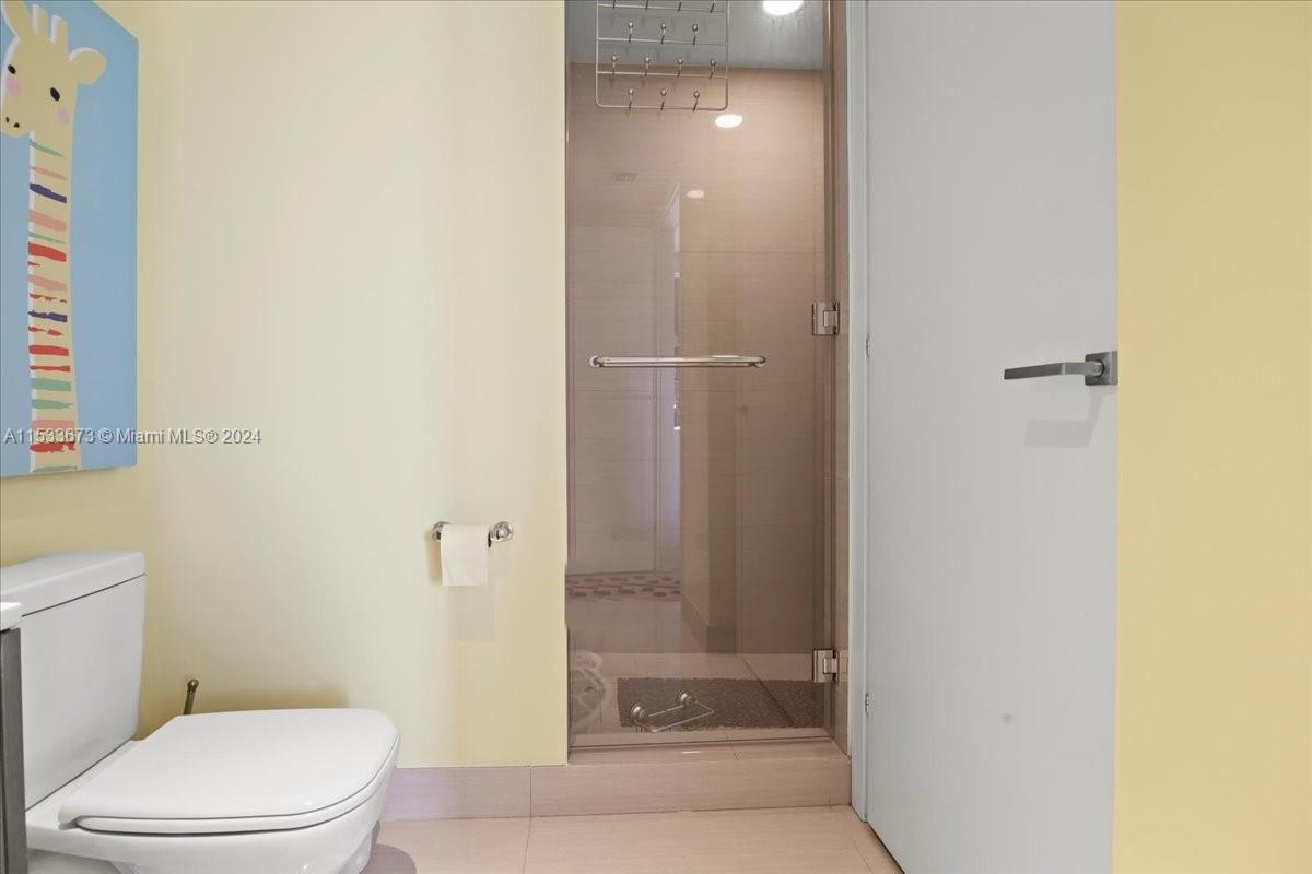 3250 NE 188th St 305, Aventura, Florida 33180, 3 Bedrooms Bedrooms, ,5 BathroomsBathrooms,Residentiallease,For Rent,3250 NE 188th St 305,A11533673