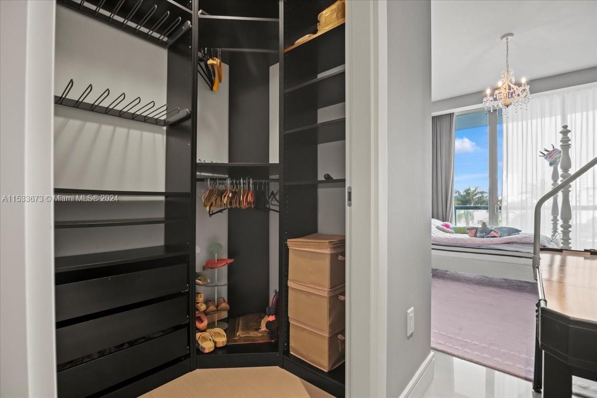 3250 NE 188th St 305, Aventura, Florida 33180, 3 Bedrooms Bedrooms, ,5 BathroomsBathrooms,Residentiallease,For Rent,3250 NE 188th St 305,A11533673