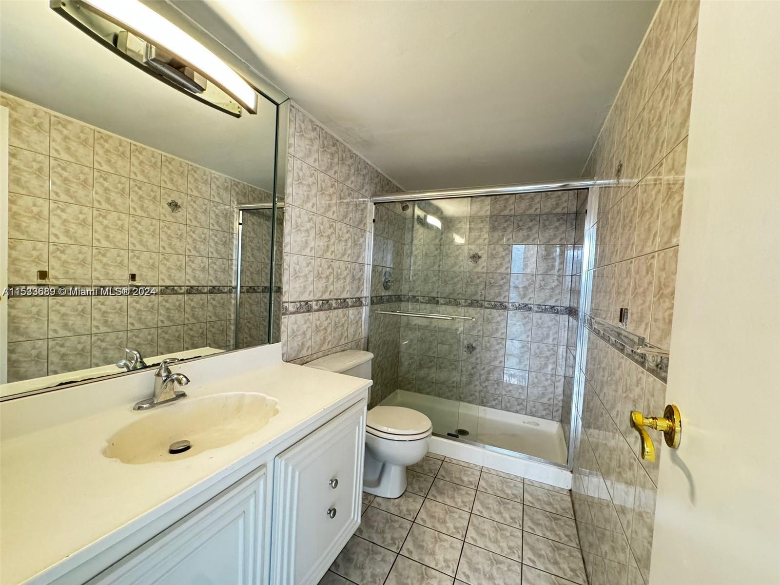 1000 Parkview Dr 520, Hallandale Beach, Florida 33009, 2 Bedrooms Bedrooms, ,2 BathroomsBathrooms,Residentiallease,For Rent,1000 Parkview Dr 520,A11533689