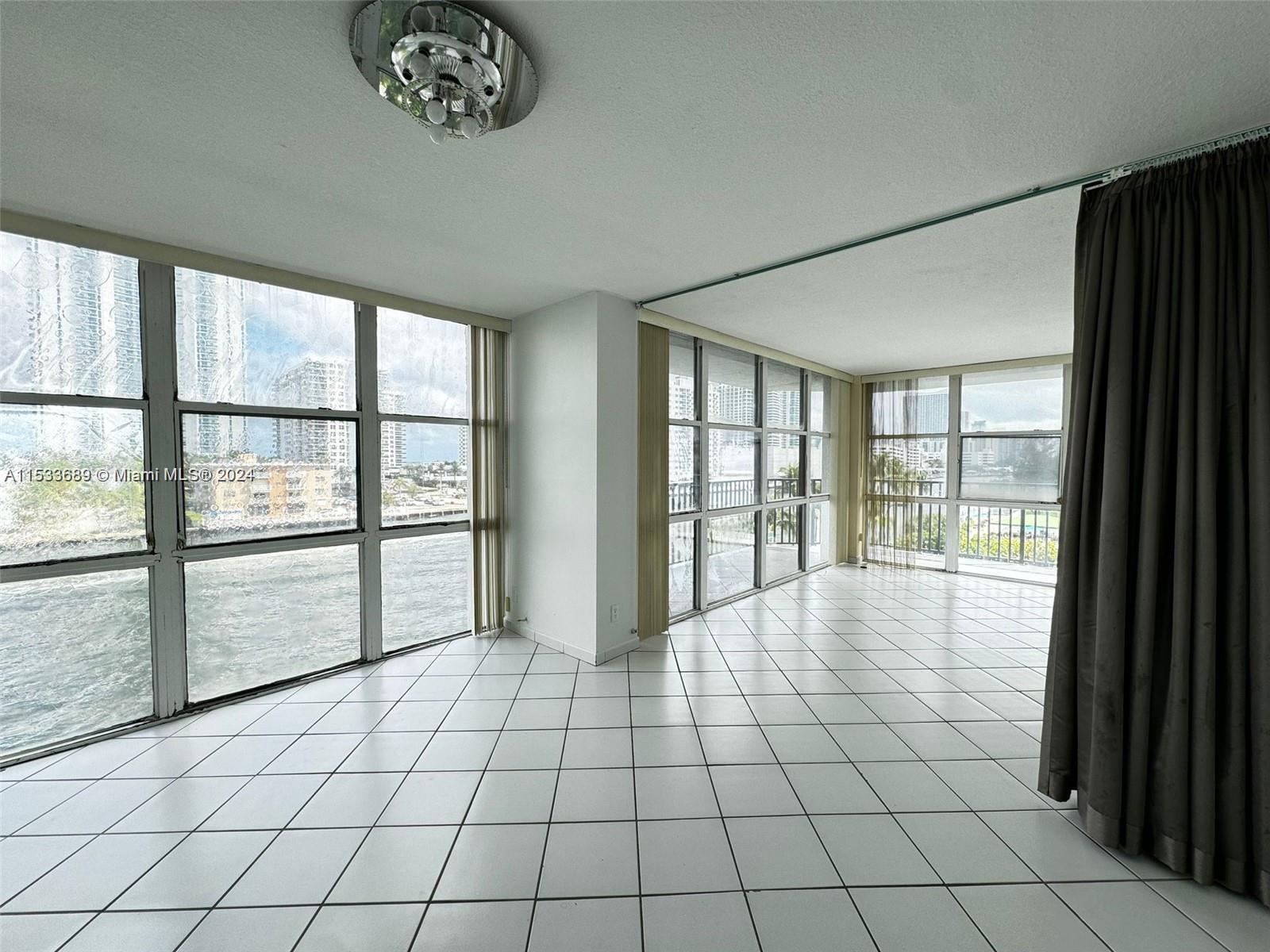 1000 Parkview Dr 520, Hallandale Beach, Florida 33009, 2 Bedrooms Bedrooms, ,2 BathroomsBathrooms,Residentiallease,For Rent,1000 Parkview Dr 520,A11533689