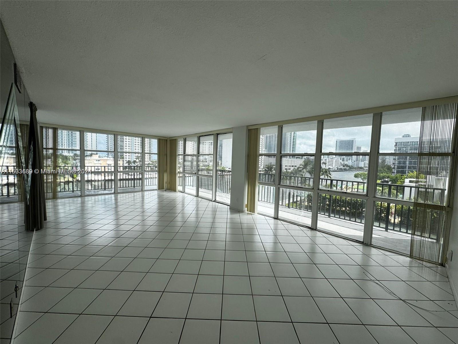 1000 Parkview Dr 520, Hallandale Beach, Florida 33009, 2 Bedrooms Bedrooms, ,2 BathroomsBathrooms,Residentiallease,For Rent,1000 Parkview Dr 520,A11533689