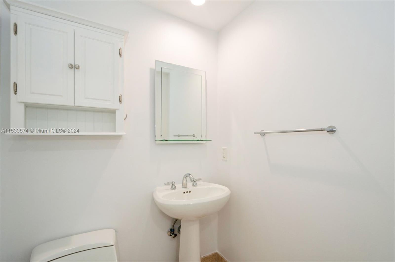 1819 17th St, Fort Lauderdale, FL, 33316 United States, 2 Bedrooms Bedrooms, ,2 BathroomsBathrooms,Residential,For Sale,17th St,A11533574
