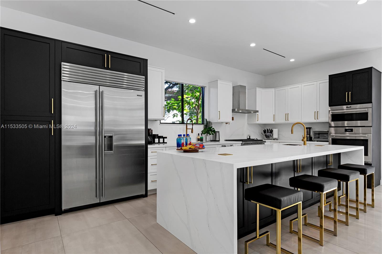 3428 Day Ave, Miami, FL, 33133 United States, 5 Bedrooms Bedrooms, ,5 BathroomsBathrooms,Residential,For Sale,Day Ave,A11533505