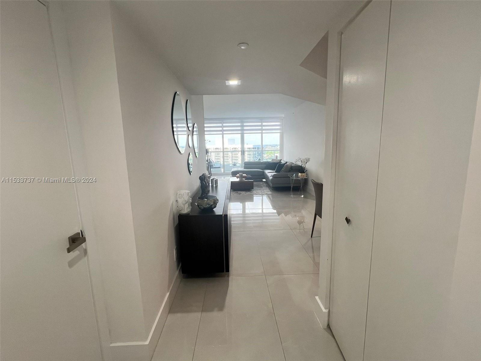 21055 NE Yacht Club Dr 2204, Aventura, Florida 33180, 2 Bedrooms Bedrooms, ,2 BathroomsBathrooms,Residential,For Sale,21055 NE Yacht Club Dr 2204,A11533737