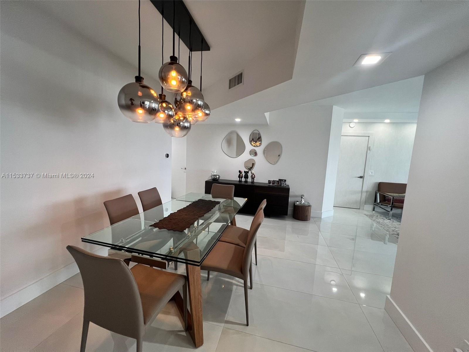 21055 NE Yacht Club Dr 2204, Aventura, Florida 33180, 2 Bedrooms Bedrooms, ,2 BathroomsBathrooms,Residential,For Sale,21055 NE Yacht Club Dr 2204,A11533737