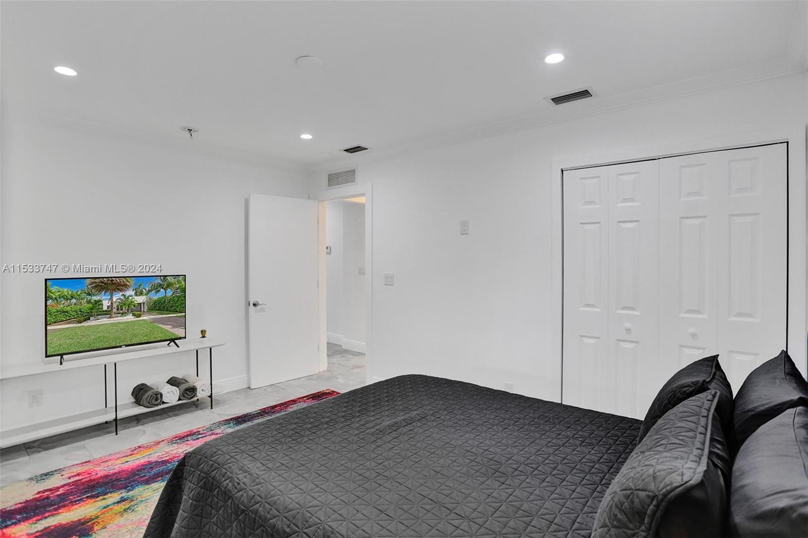 1527 Moffett St, Hollywood, Florida 33020, 4 Bedrooms Bedrooms, ,2 BathroomsBathrooms,Residential,For Sale,1527 Moffett St,A11533747