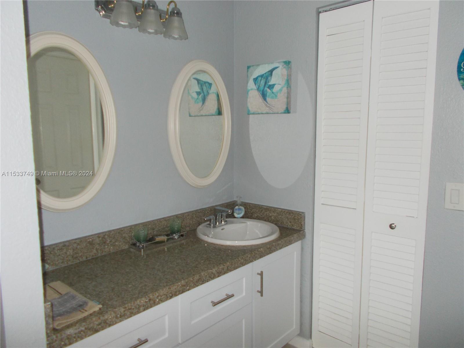 1825 S Ocean Dr 1006, Hallandale Beach, Florida 33009, 1 Bedroom Bedrooms, ,1 BathroomBathrooms,Residentiallease,For Rent,1825 S Ocean Dr 1006,A11533749