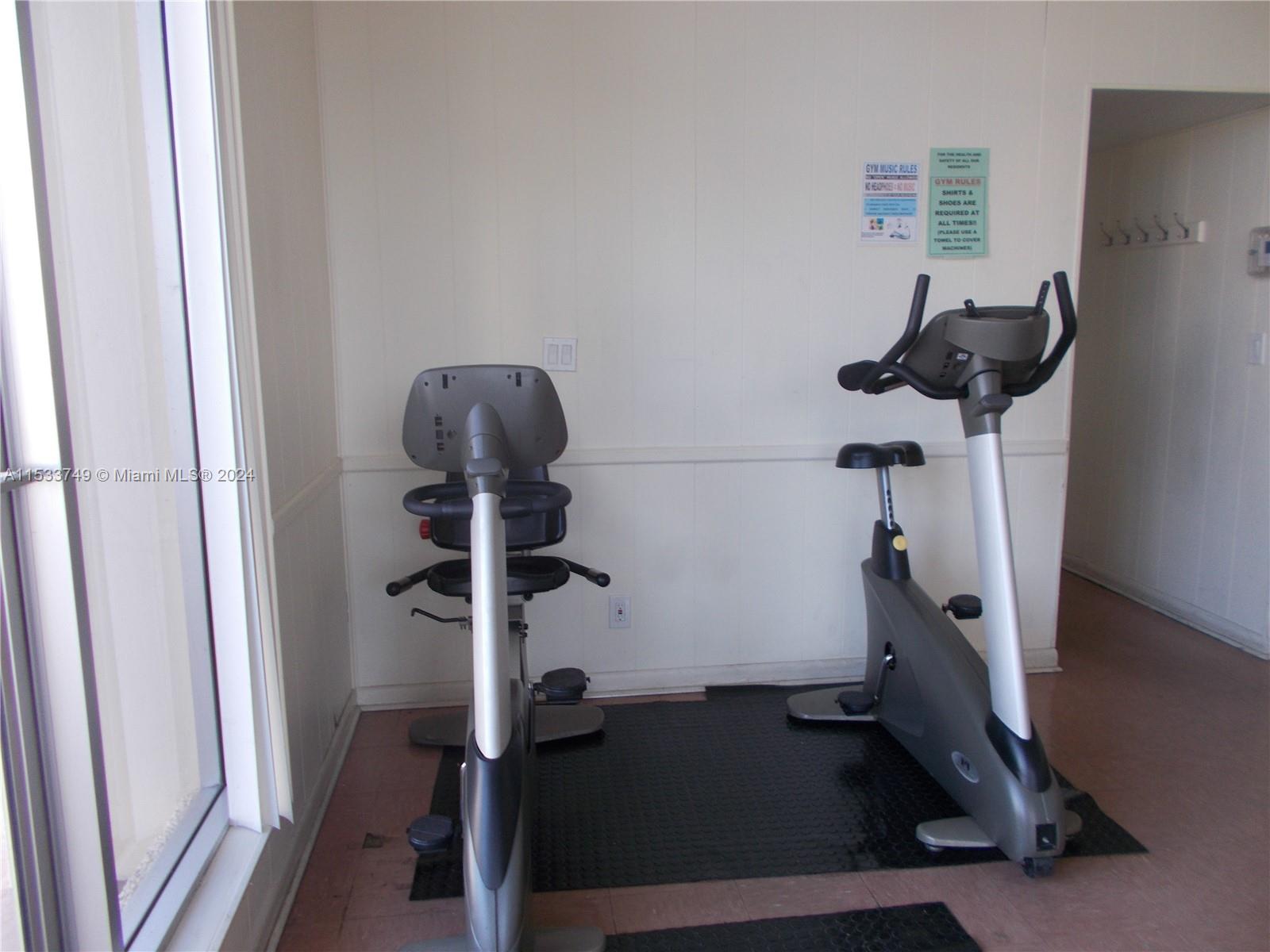 1825 S Ocean Dr 1006, Hallandale Beach, Florida 33009, 1 Bedroom Bedrooms, ,1 BathroomBathrooms,Residentiallease,For Rent,1825 S Ocean Dr 1006,A11533749