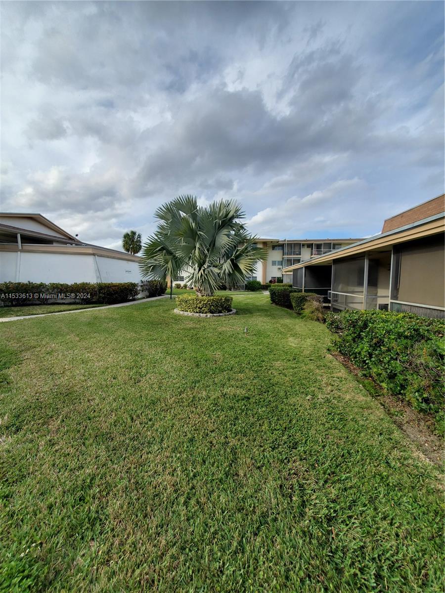 17050 NE 14th Ave 208, North Miami Beach, Florida 33162, 1 Bedroom Bedrooms, ,1 BathroomBathrooms,Residential,For Sale,17050 NE 14th Ave 208,A11533613