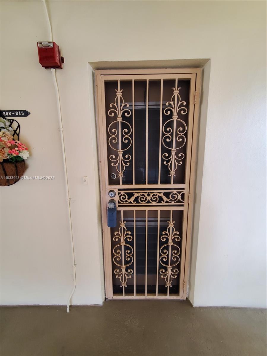 17050 NE 14th Ave 208, North Miami Beach, Florida 33162, 1 Bedroom Bedrooms, ,1 BathroomBathrooms,Residential,For Sale,17050 NE 14th Ave 208,A11533613