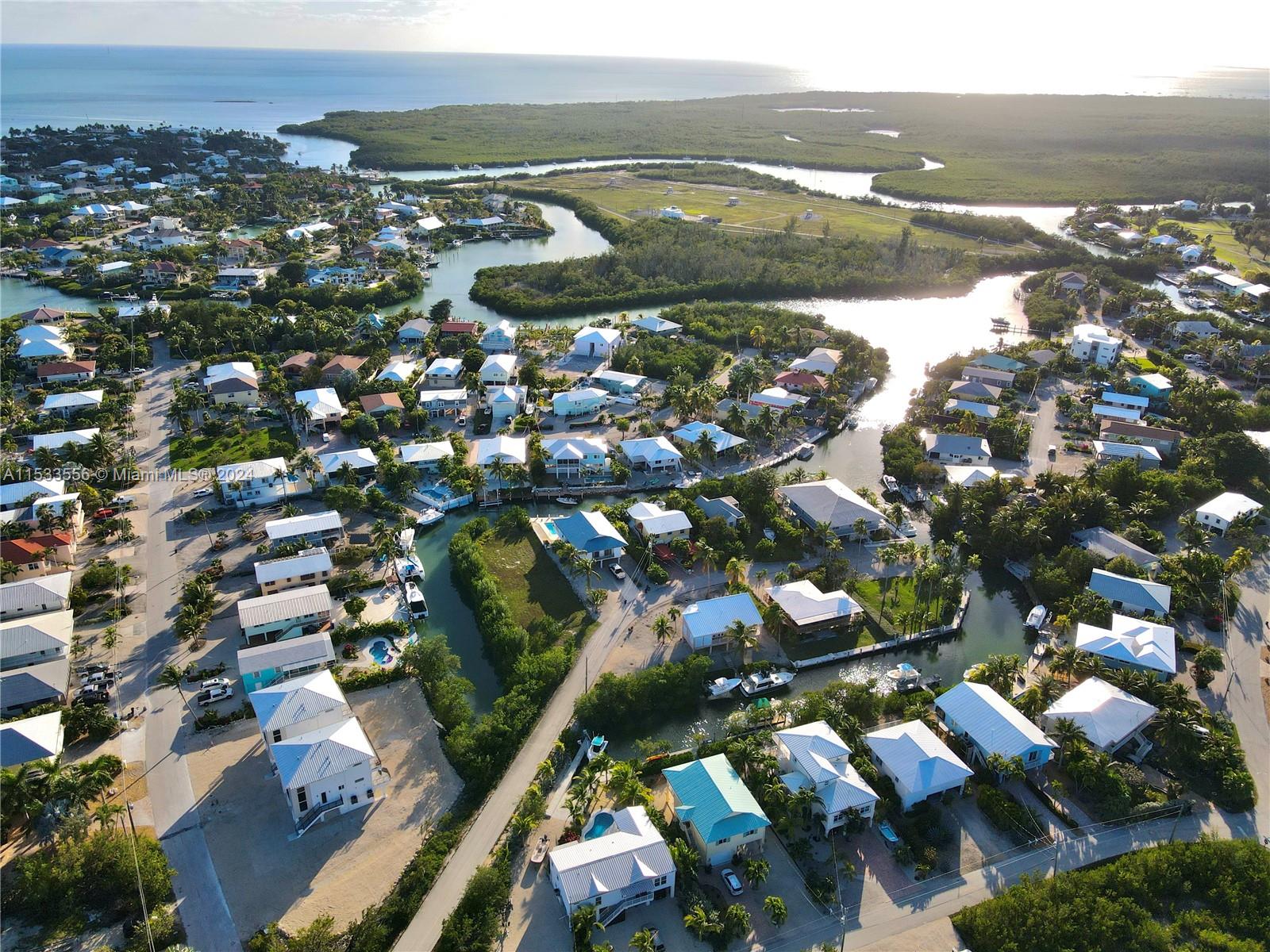 835 Copa D Oro, Marathon, FL, 33050 United States, 4 Bedrooms Bedrooms, ,4 BathroomsBathrooms,Residential,For Sale,Copa D Oro,A11533556