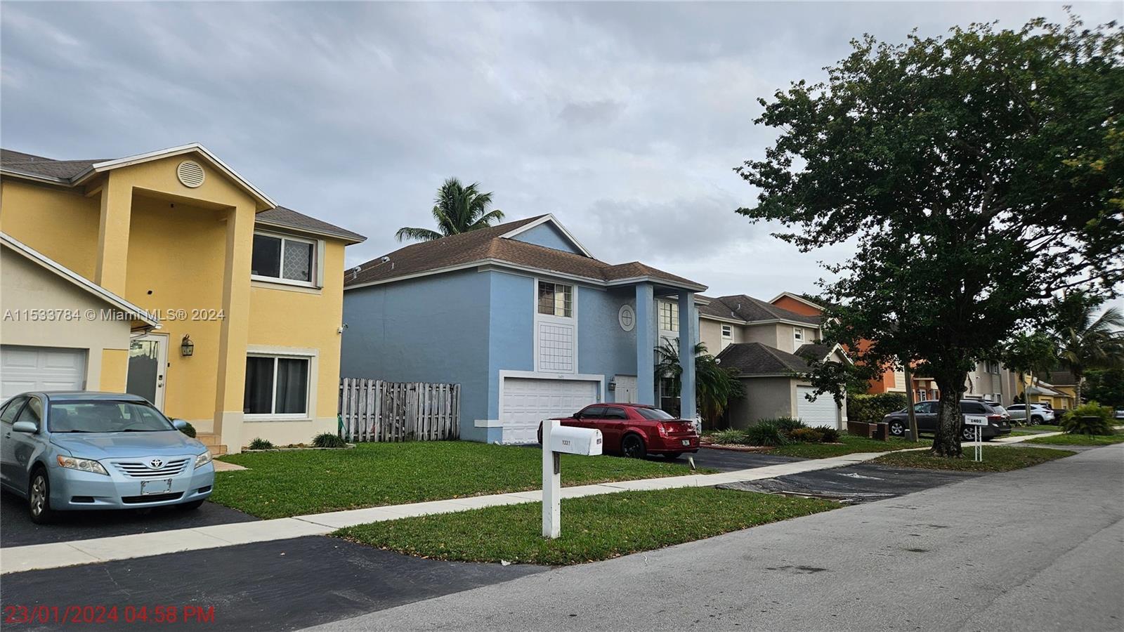 1401 97th Ave, Pembroke Pines, FL, 33025 United States, 5 Bedrooms Bedrooms, ,2 BathroomsBathrooms,Residential,For Sale,97th Ave,A11533784