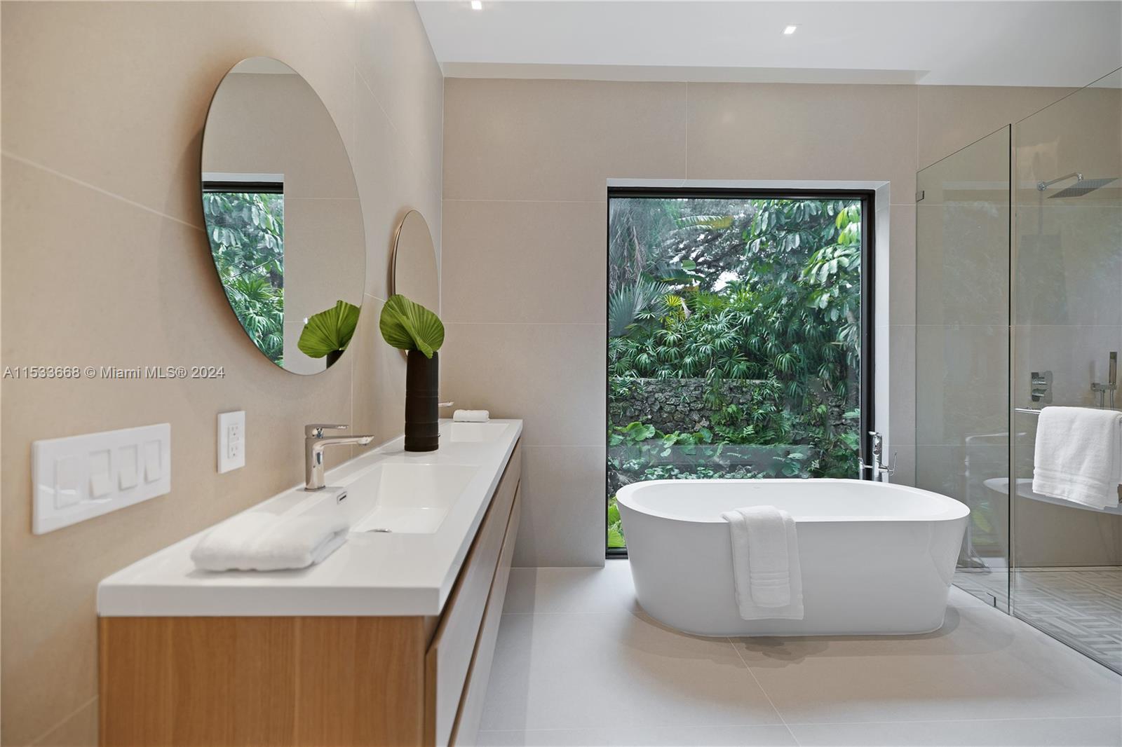 1830 Opechee Dr, Coconut Grove, FL, 33133 United States, 5 Bedrooms Bedrooms, ,5 BathroomsBathrooms,Residential,For Sale,Opechee Dr,A11533668