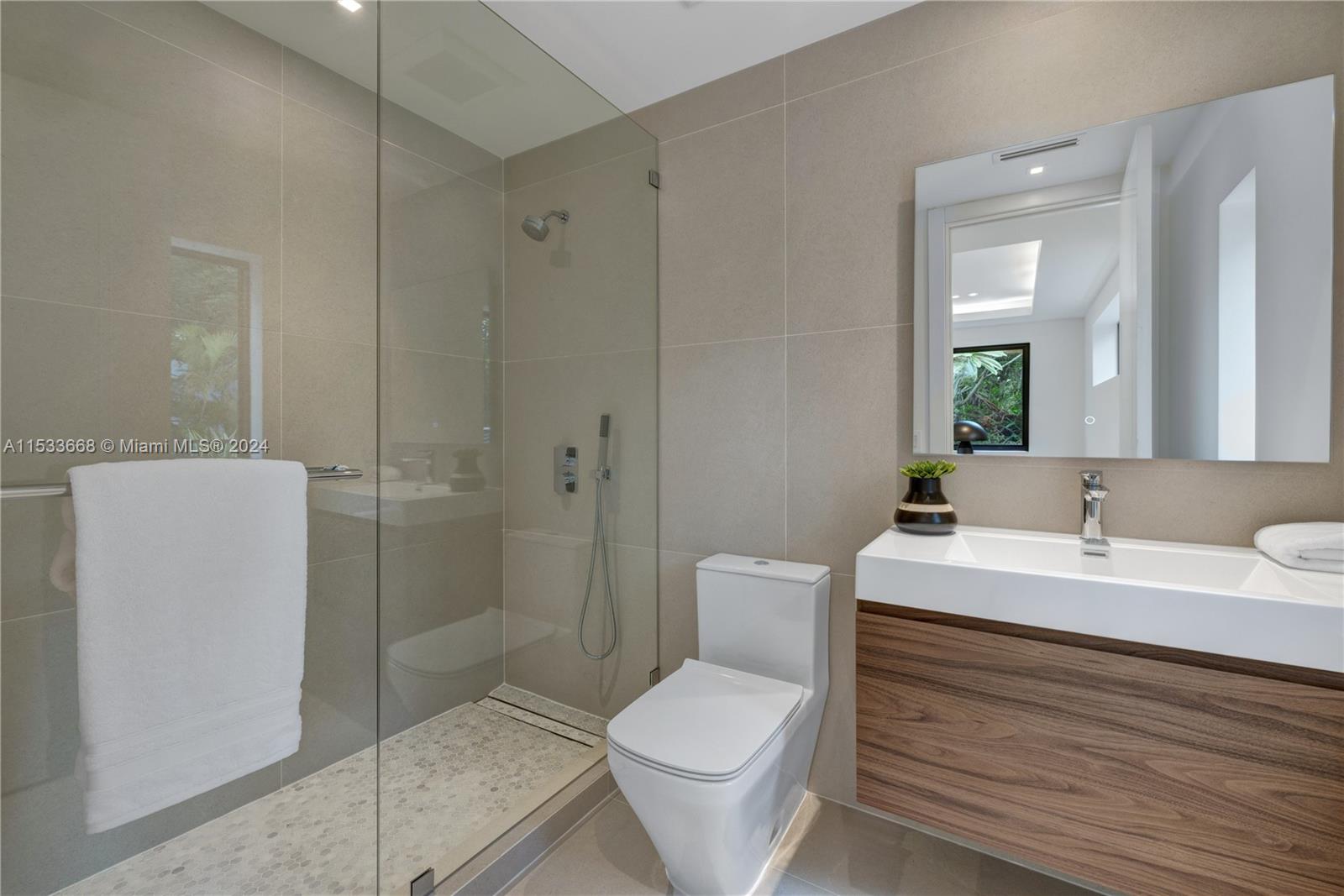 1830 Opechee Dr, Coconut Grove, FL, 33133 United States, 5 Bedrooms Bedrooms, ,5 BathroomsBathrooms,Residential,For Sale,Opechee Dr,A11533668