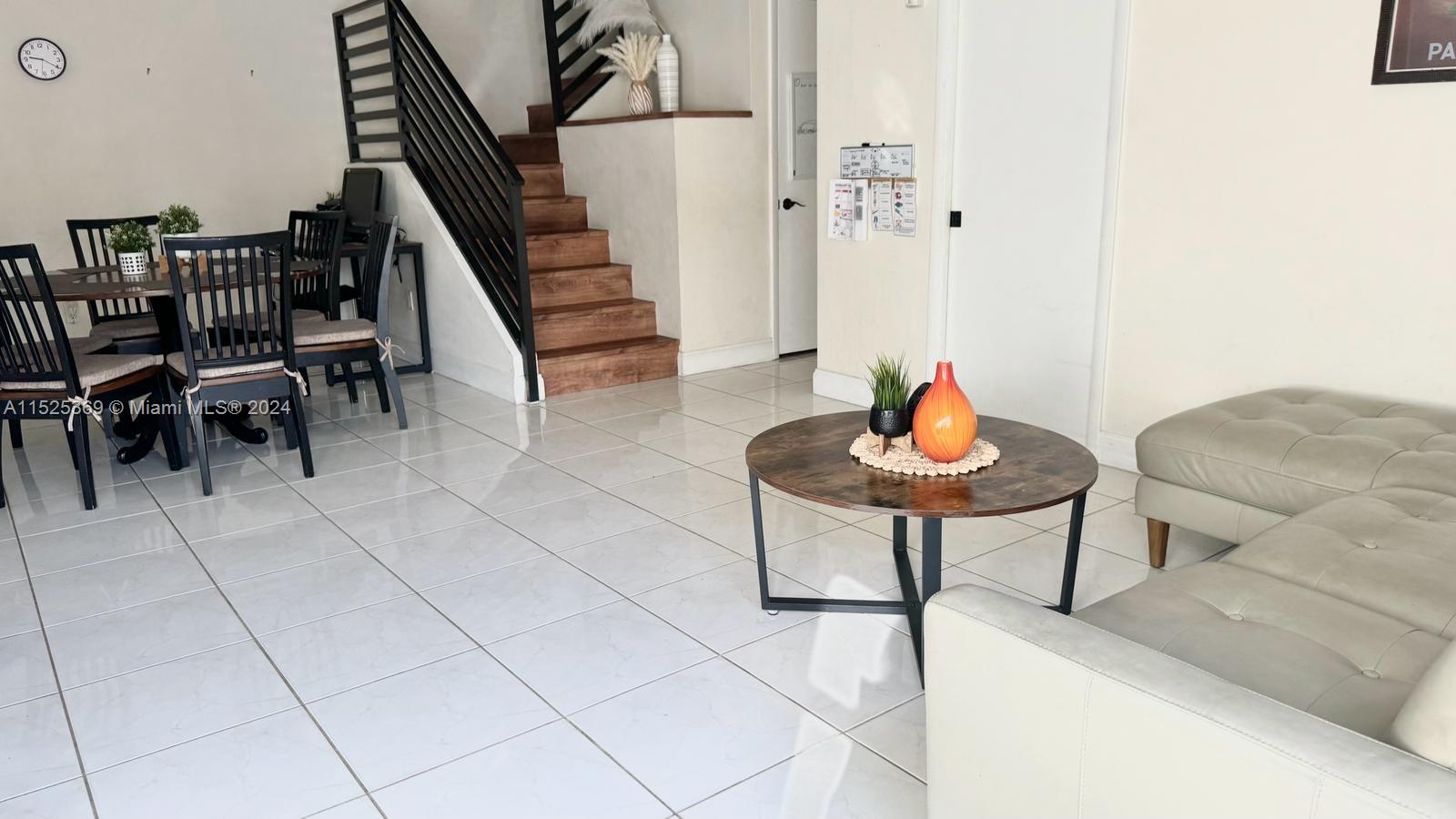 20907 Leeward Ct 255-5, Aventura, Florida 33180, 3 Bedrooms Bedrooms, ,2 BathroomsBathrooms,Residential,For Sale,20907 Leeward Ct 255-5,A11525369