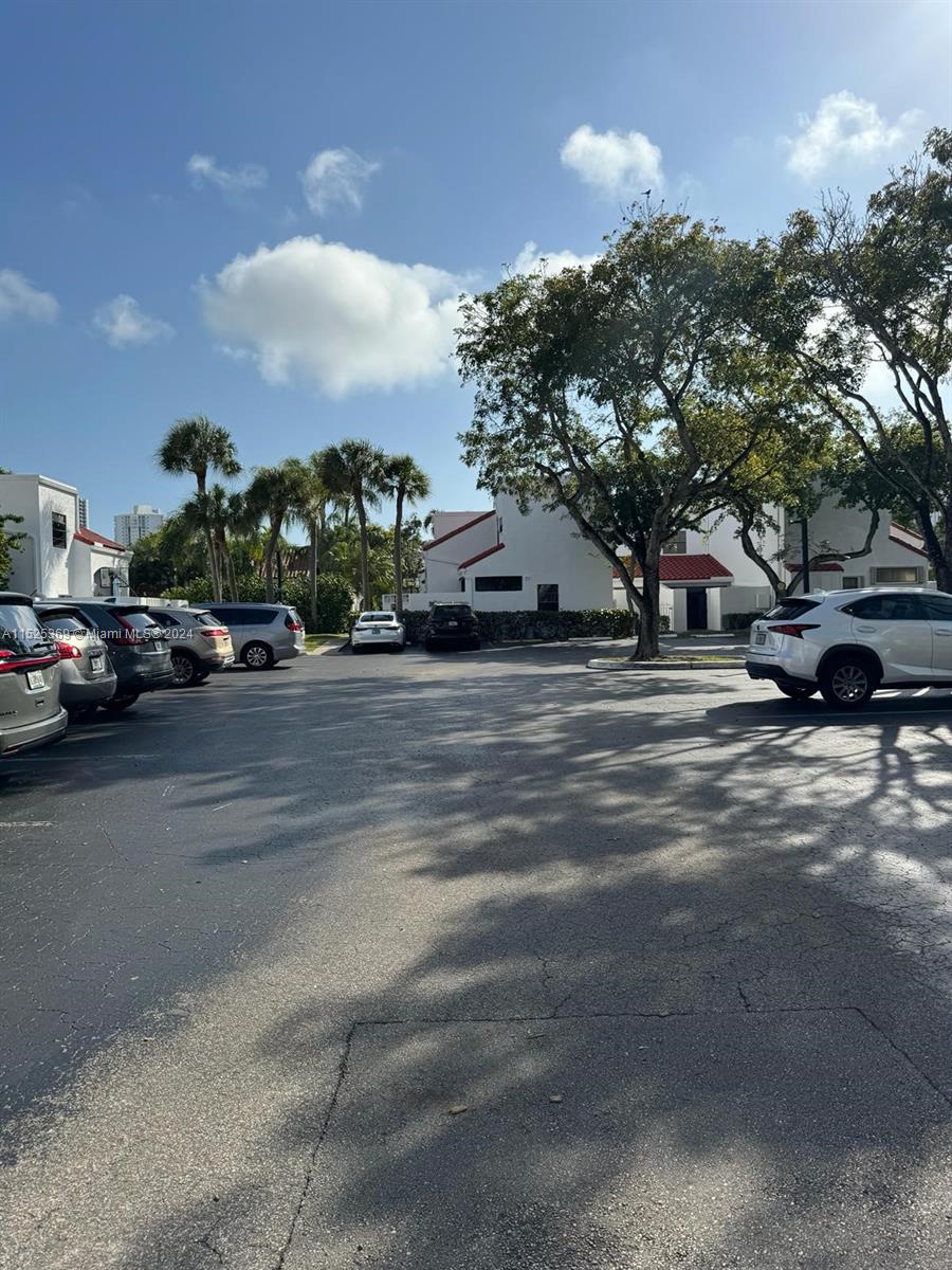 20907 Leeward Ct 255-5, Aventura, Florida 33180, 3 Bedrooms Bedrooms, ,2 BathroomsBathrooms,Residential,For Sale,20907 Leeward Ct 255-5,A11525369