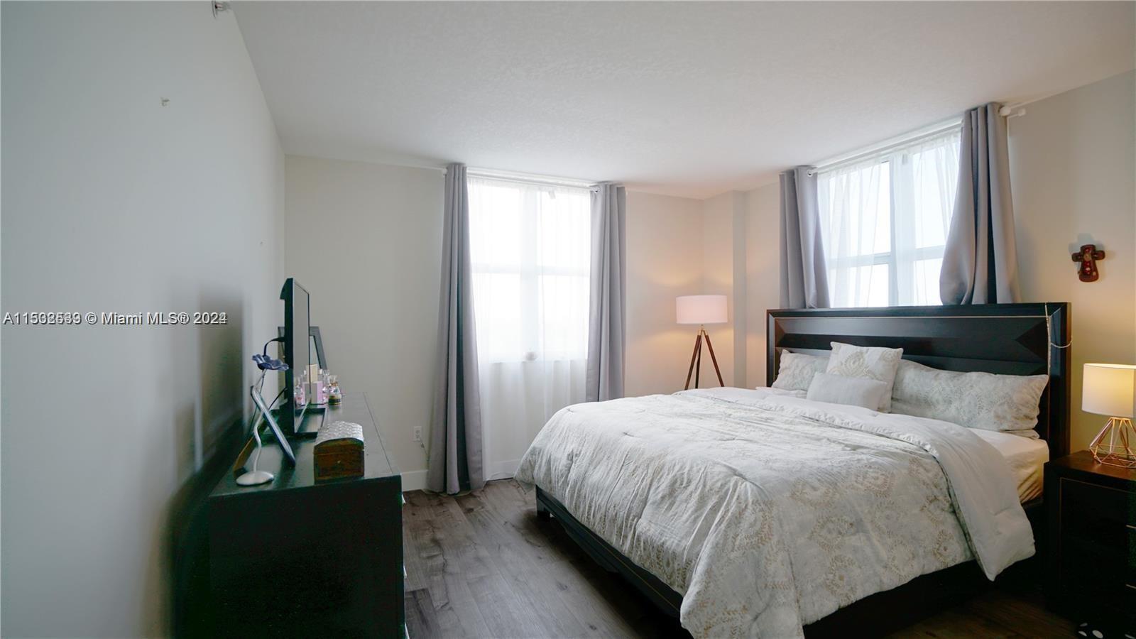 117 NW 42nd Ave 708, Miami, Florida 33126, 2 Bedrooms Bedrooms, ,2 BathroomsBathrooms,Residentiallease,For Rent,117 NW 42nd Ave 708,A11532539