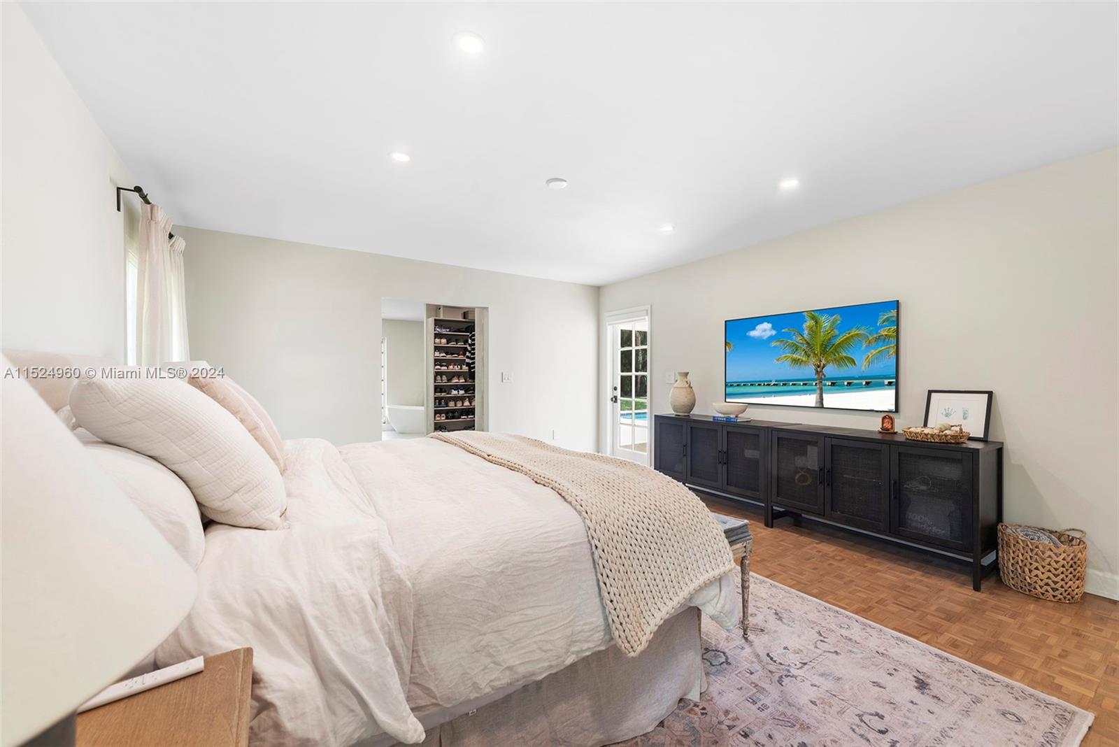 11655 Old Cutler Rd, Coral Gables, FL, 33156 United States, 5 Bedrooms Bedrooms, ,4 BathroomsBathrooms,Residential,For Sale,Old Cutler Rd,A11524960