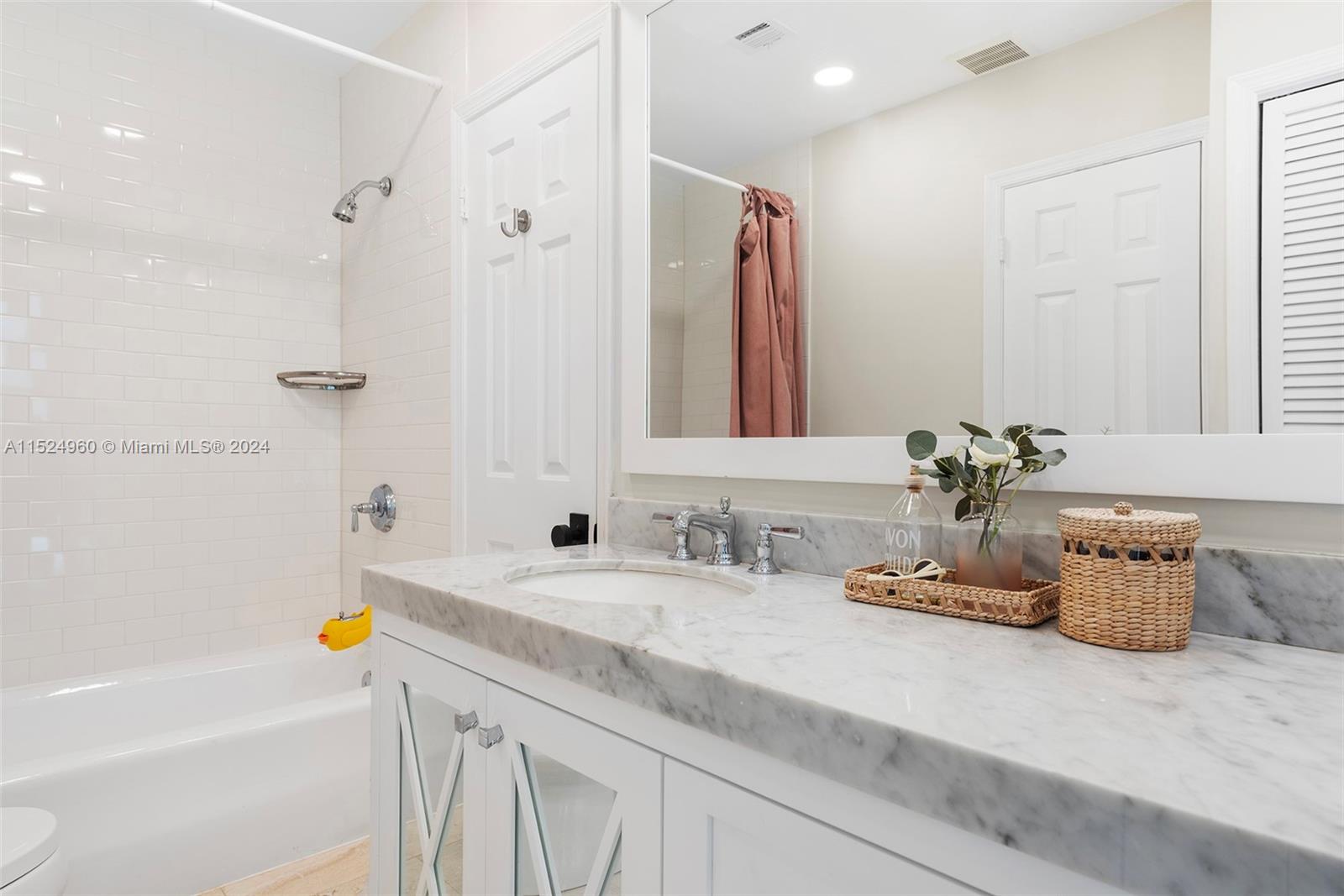 11655 Old Cutler Rd, Coral Gables, FL, 33156 United States, 5 Bedrooms Bedrooms, ,4 BathroomsBathrooms,Residential,For Sale,Old Cutler Rd,A11524960