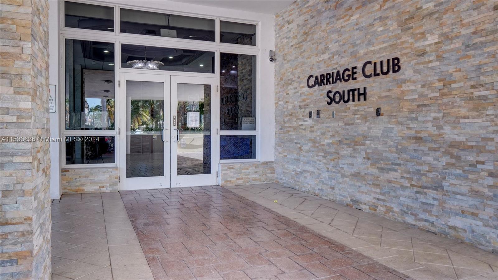 5001 Collins Ave 4G, Miami Beach, Florida 33140, 1 Bedroom Bedrooms, ,2 BathroomsBathrooms,Residential,For Sale,5001 Collins Ave 4G,A11533836