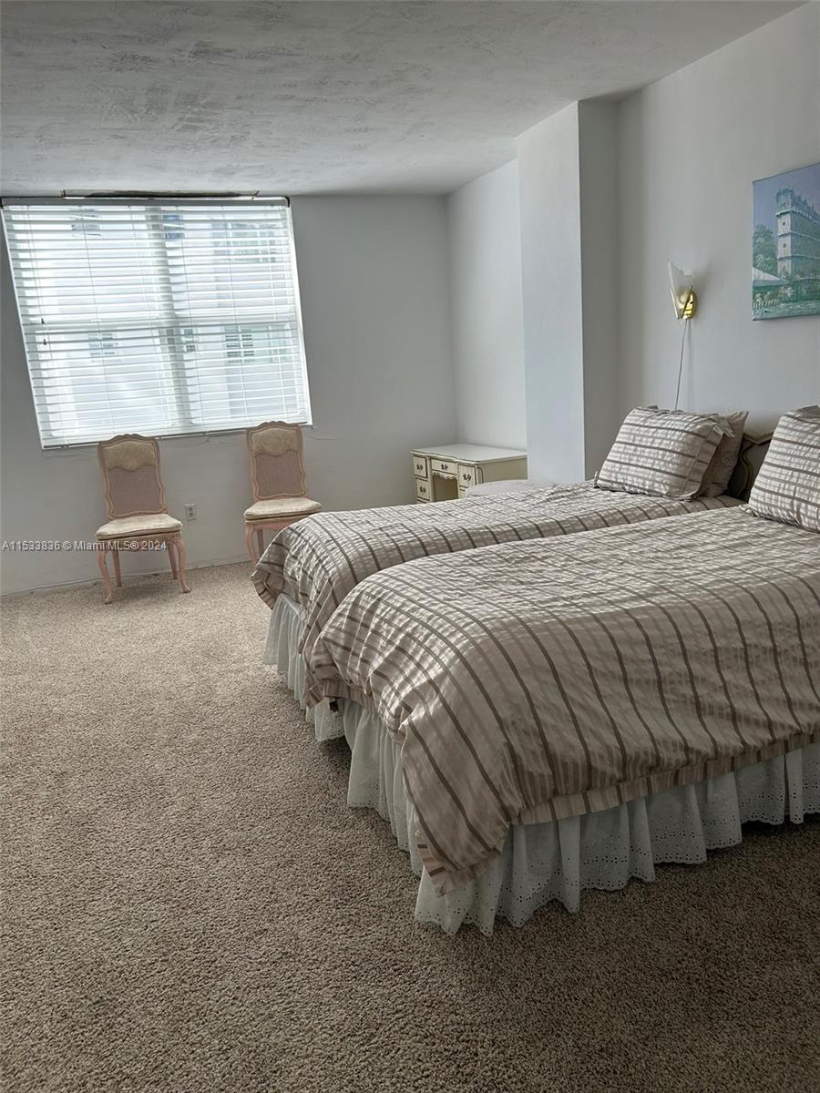 5001 Collins Ave 4G, Miami Beach, Florida 33140, 1 Bedroom Bedrooms, ,2 BathroomsBathrooms,Residential,For Sale,5001 Collins Ave 4G,A11533836