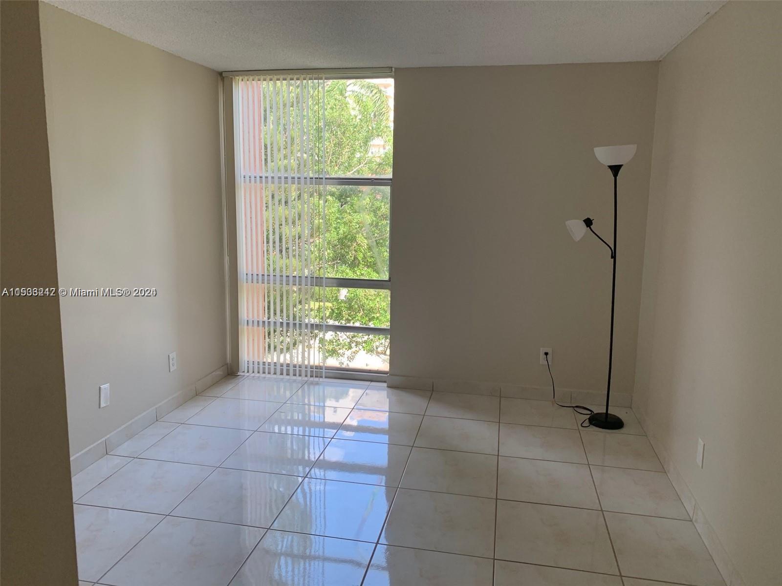 200 172nd St, Sunny Isles Beach, FL, 33160 United States, 1 Bedroom Bedrooms, ,1 BathroomBathrooms,Residential,For Sale,172nd St,A11533242