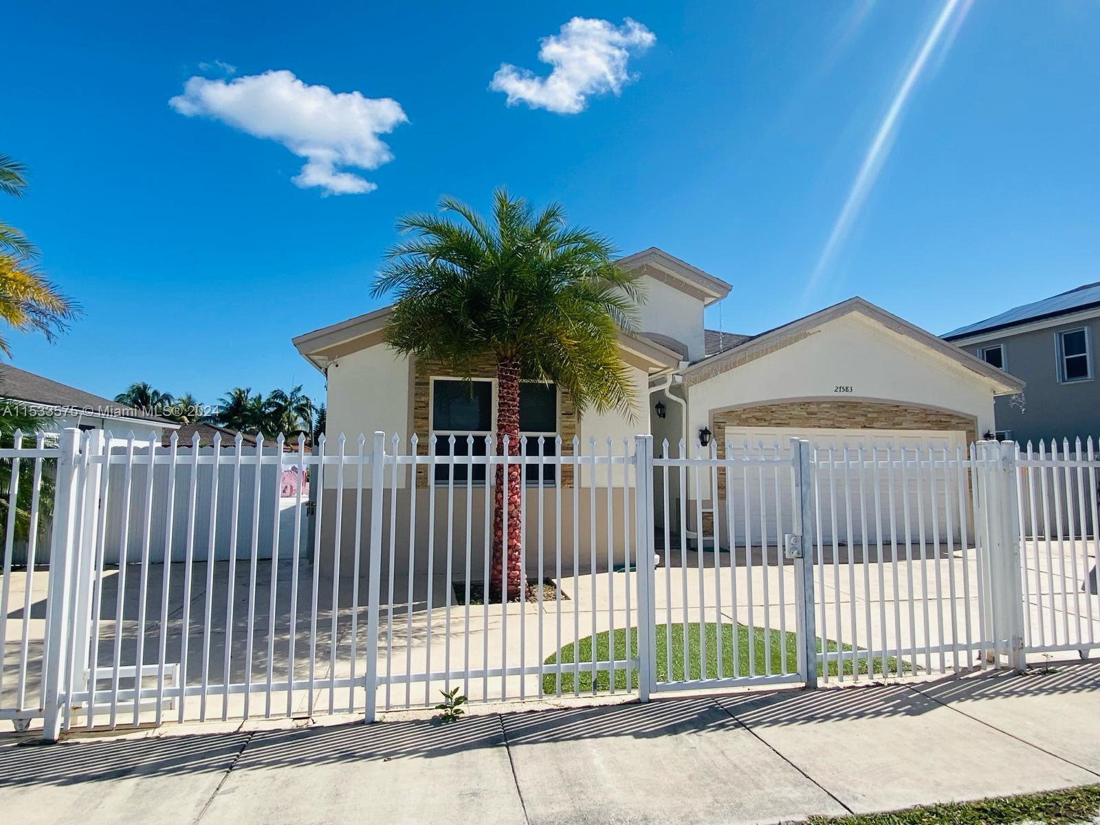 27583 SW 133rd Ave, Homestead, Florida 33032, 6 Bedrooms Bedrooms, ,4 BathroomsBathrooms,Residential,For Sale,27583 SW 133rd Ave,A11533575