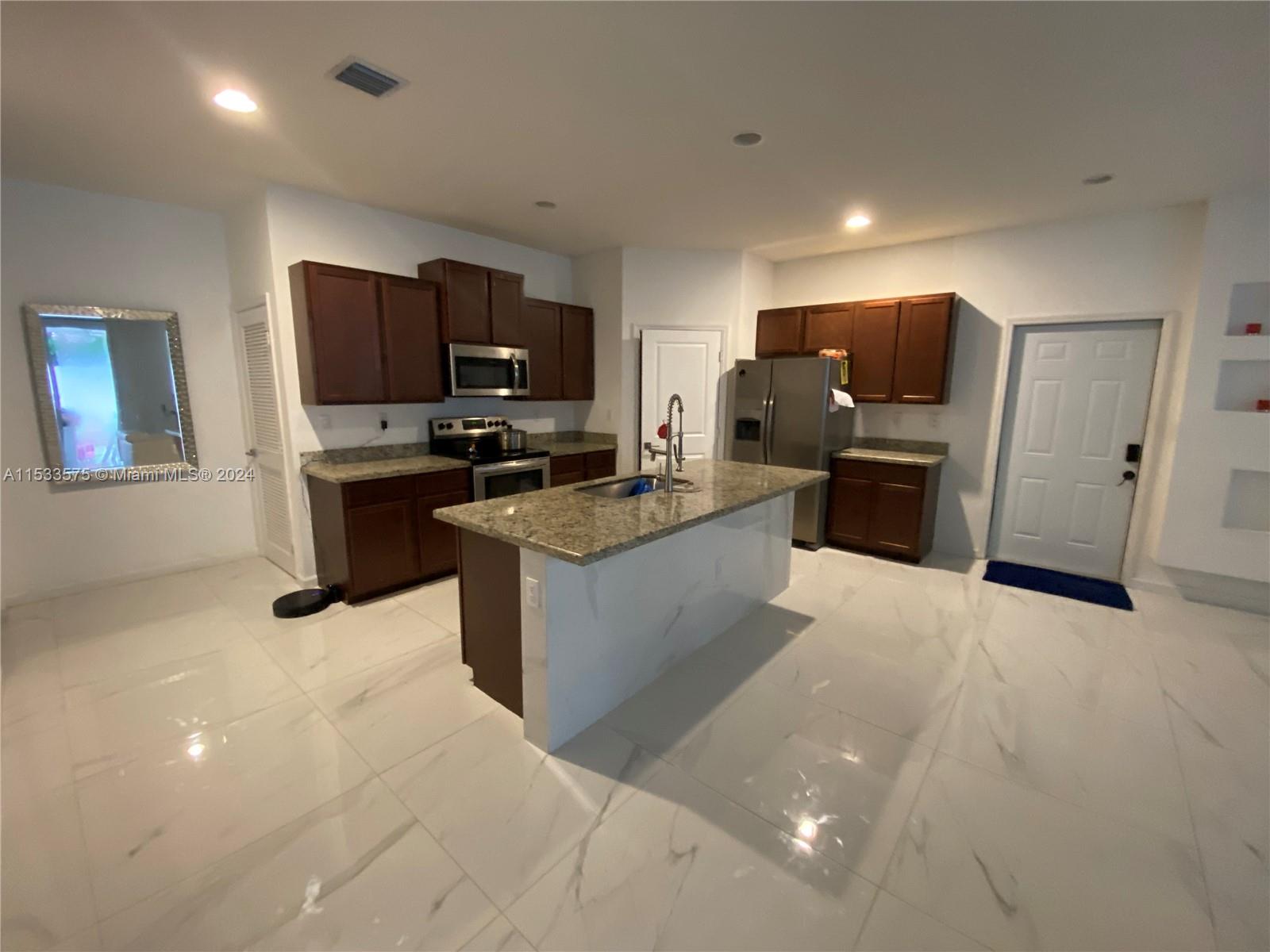 27583 SW 133rd Ave, Homestead, Florida 33032, 6 Bedrooms Bedrooms, ,4 BathroomsBathrooms,Residential,For Sale,27583 SW 133rd Ave,A11533575