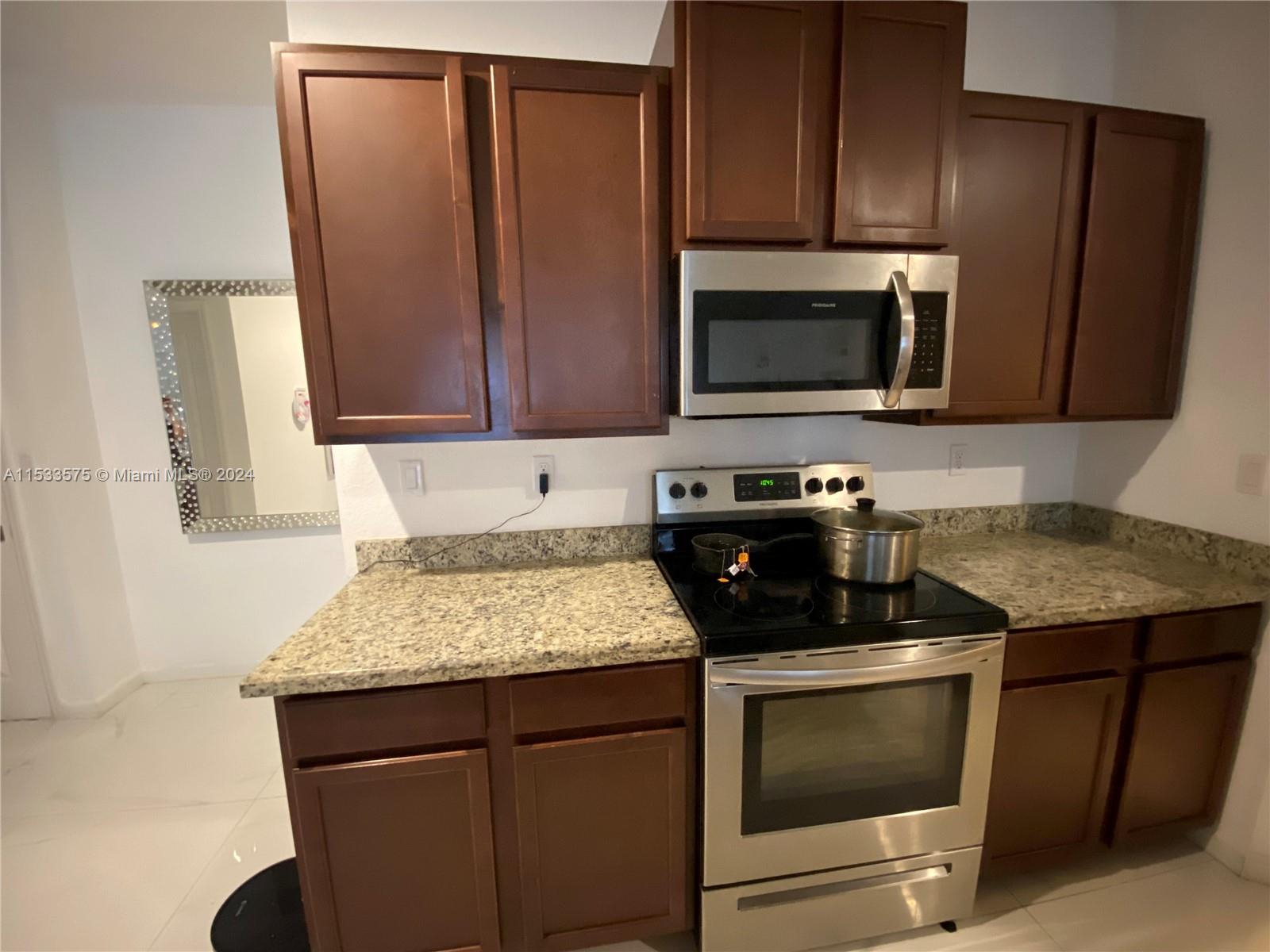 27583 SW 133rd Ave, Homestead, Florida 33032, 6 Bedrooms Bedrooms, ,4 BathroomsBathrooms,Residential,For Sale,27583 SW 133rd Ave,A11533575