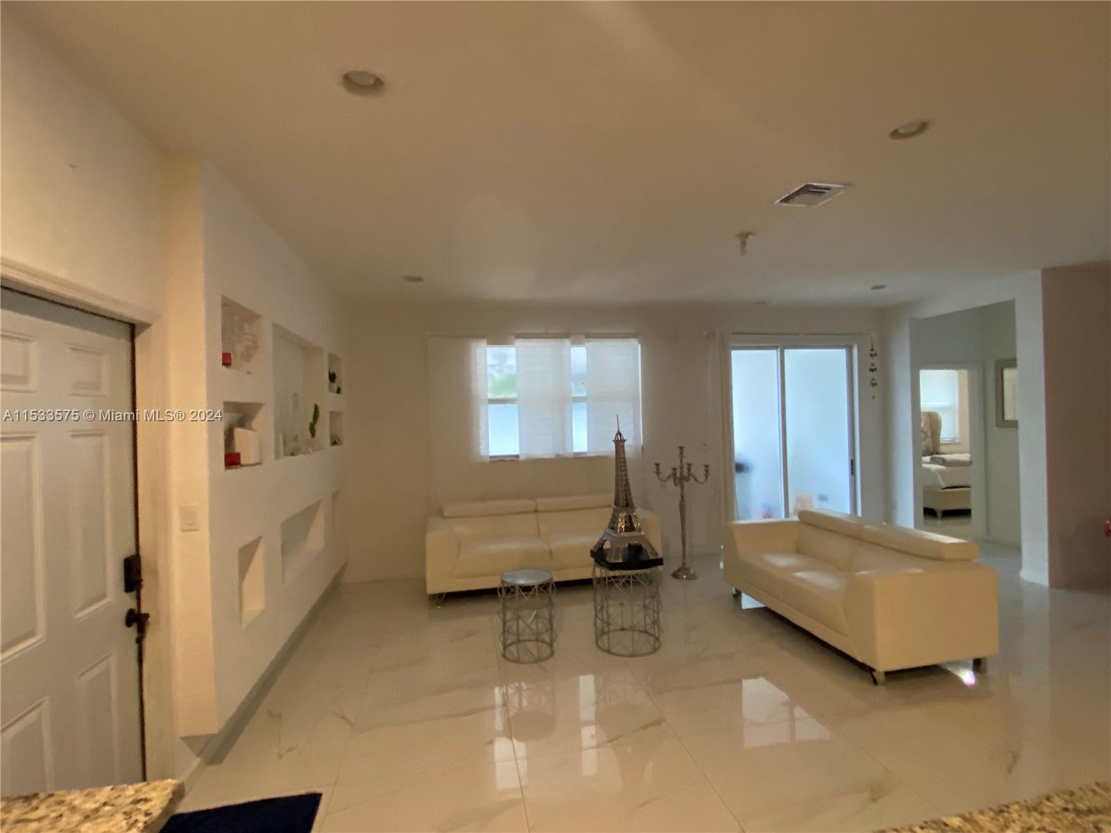 27583 SW 133rd Ave, Homestead, Florida 33032, 6 Bedrooms Bedrooms, ,4 BathroomsBathrooms,Residential,For Sale,27583 SW 133rd Ave,A11533575