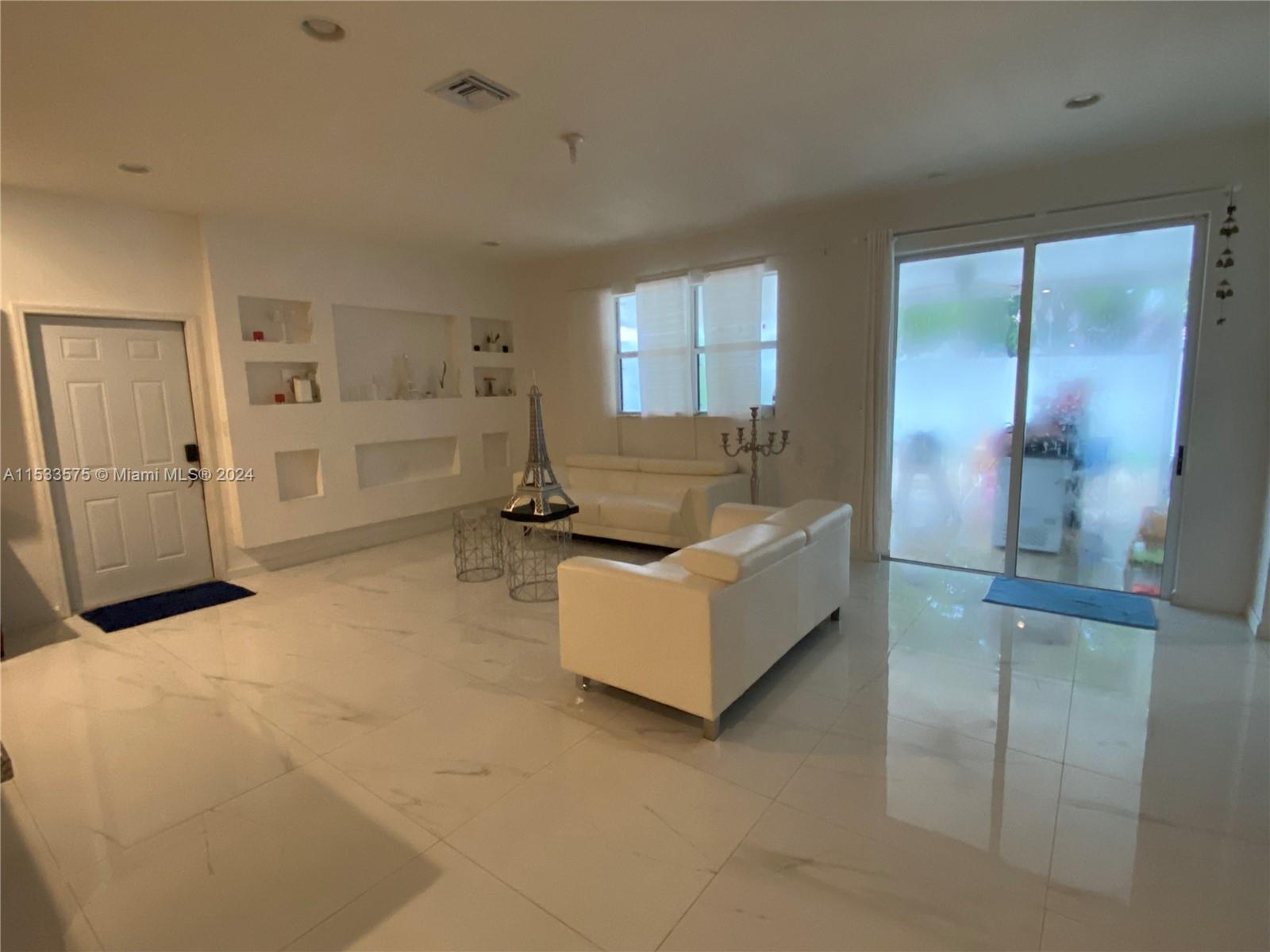 27583 SW 133rd Ave, Homestead, Florida 33032, 6 Bedrooms Bedrooms, ,4 BathroomsBathrooms,Residential,For Sale,27583 SW 133rd Ave,A11533575