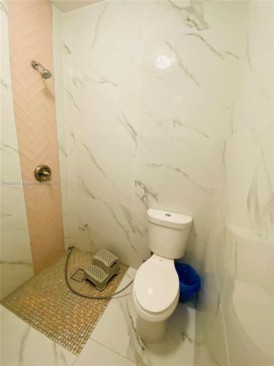 27583 SW 133rd Ave, Homestead, Florida 33032, 6 Bedrooms Bedrooms, ,4 BathroomsBathrooms,Residential,For Sale,27583 SW 133rd Ave,A11533575