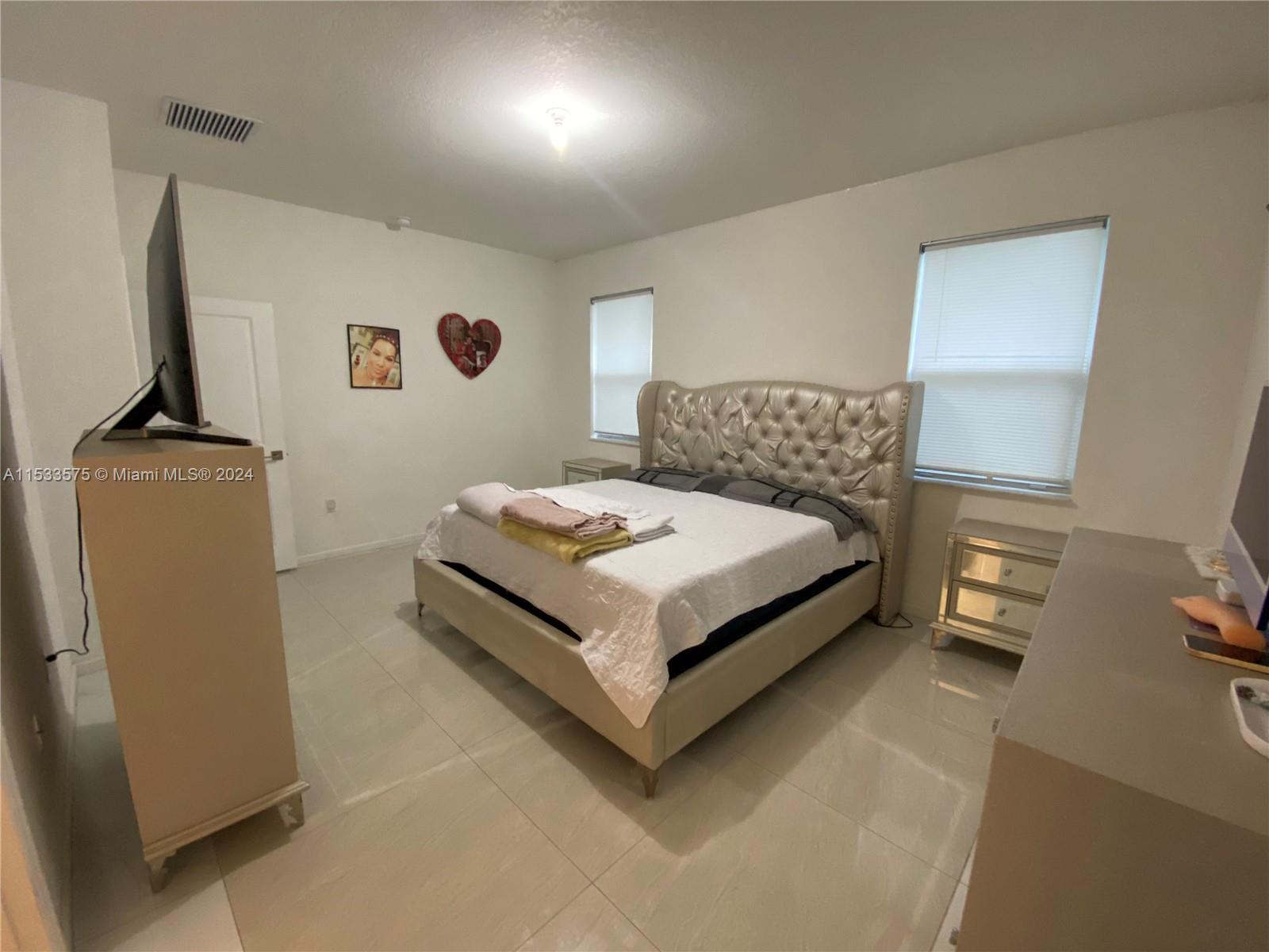 27583 SW 133rd Ave, Homestead, Florida 33032, 6 Bedrooms Bedrooms, ,4 BathroomsBathrooms,Residential,For Sale,27583 SW 133rd Ave,A11533575