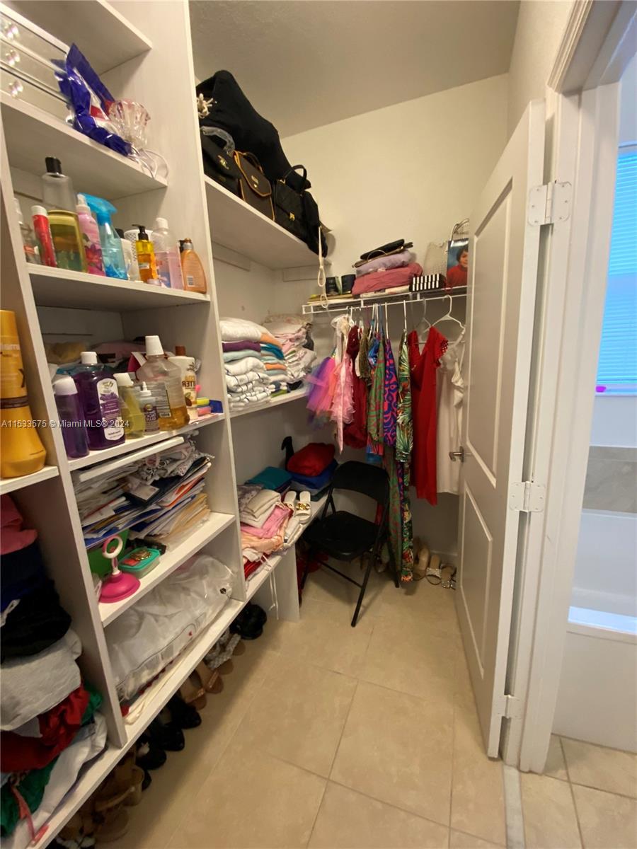 27583 SW 133rd Ave, Homestead, Florida 33032, 6 Bedrooms Bedrooms, ,4 BathroomsBathrooms,Residential,For Sale,27583 SW 133rd Ave,A11533575