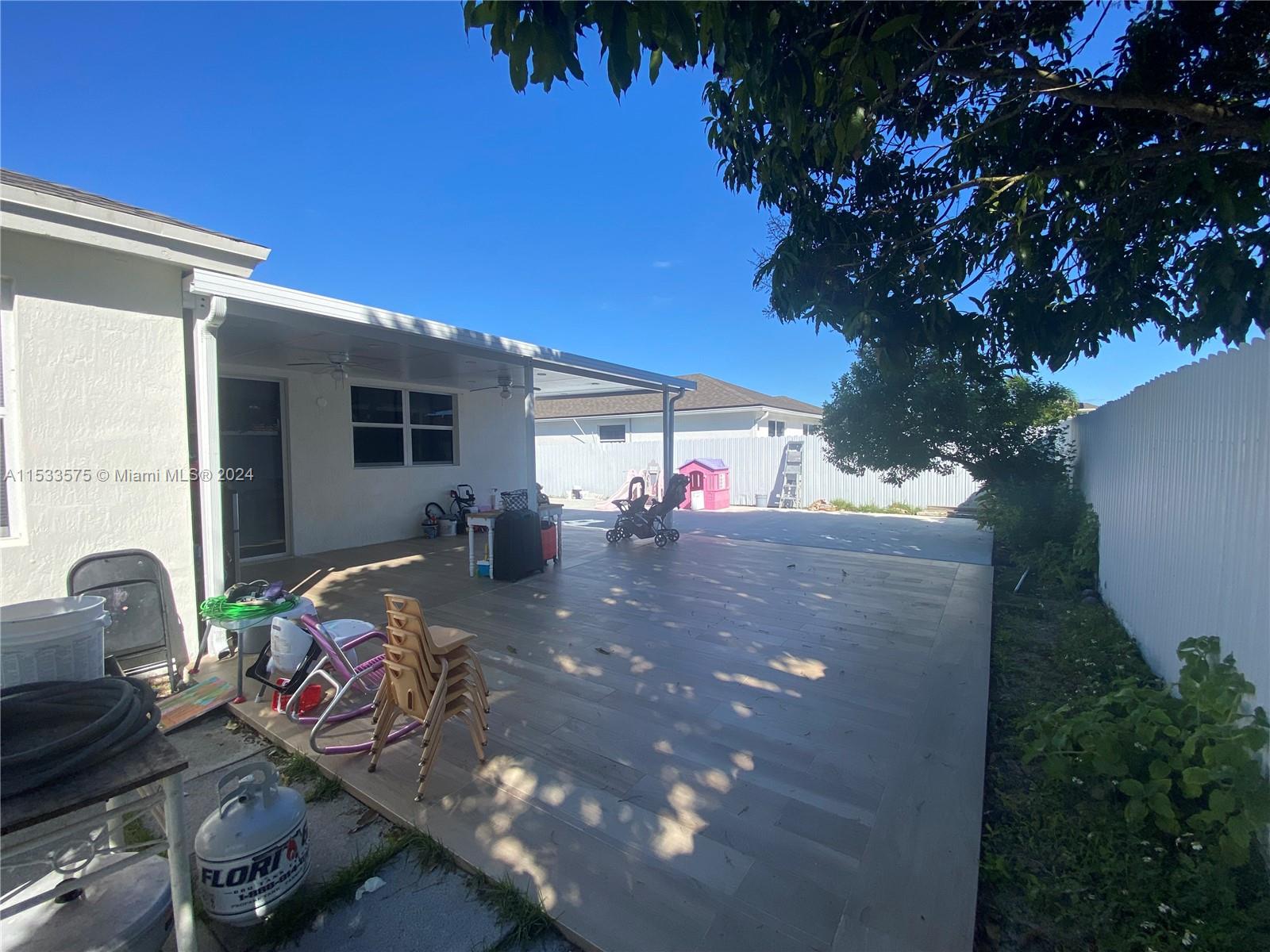 27583 SW 133rd Ave, Homestead, Florida 33032, 6 Bedrooms Bedrooms, ,4 BathroomsBathrooms,Residential,For Sale,27583 SW 133rd Ave,A11533575