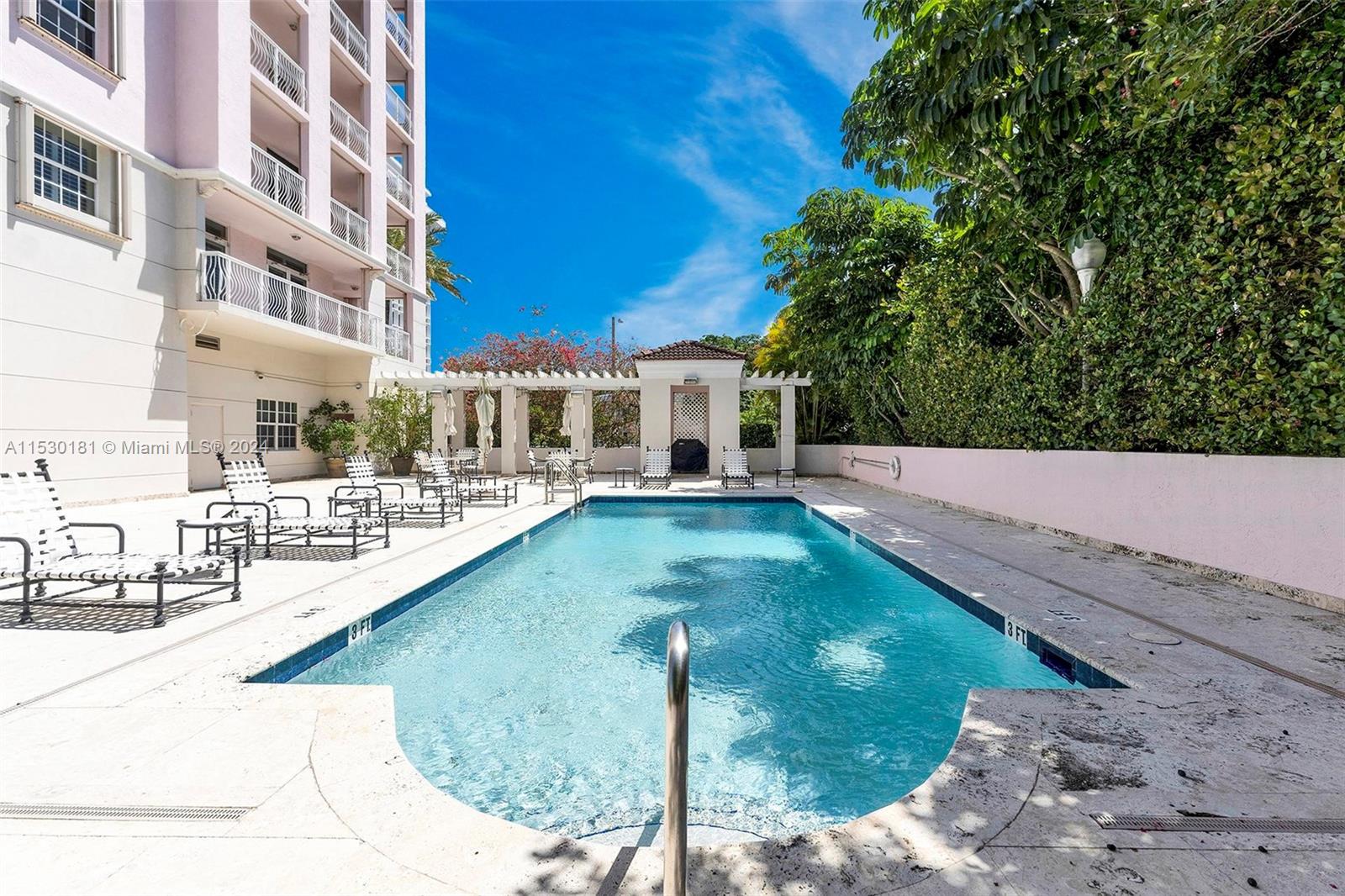 721 Biltmore Way 101, Coral Gables, Florida 33134, 1 Bedroom Bedrooms, ,1 BathroomBathrooms,Residential,For Sale,721 Biltmore Way 101,A11530181