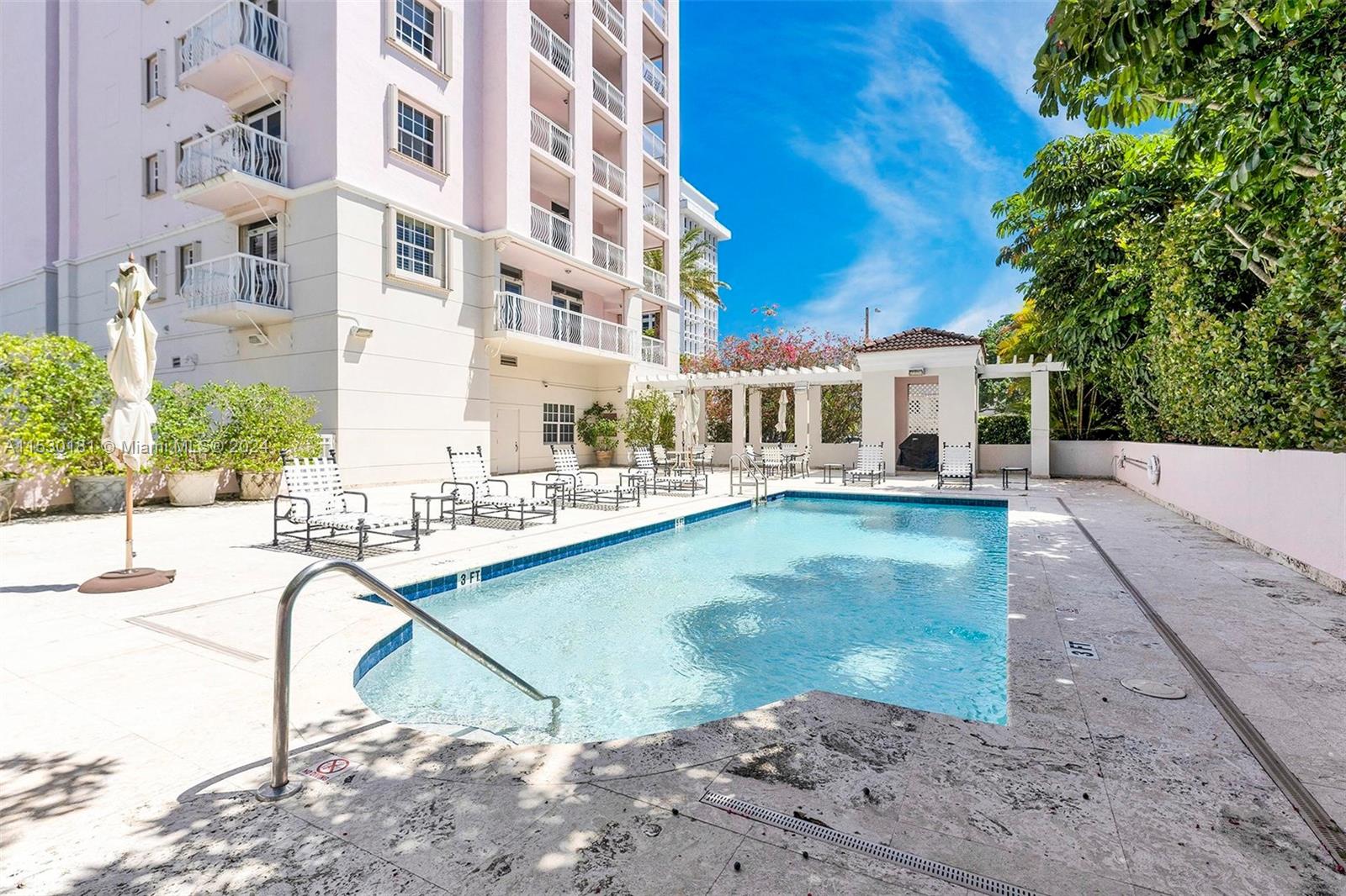 721 Biltmore Way 101, Coral Gables, Florida 33134, 1 Bedroom Bedrooms, ,1 BathroomBathrooms,Residential,For Sale,721 Biltmore Way 101,A11530181