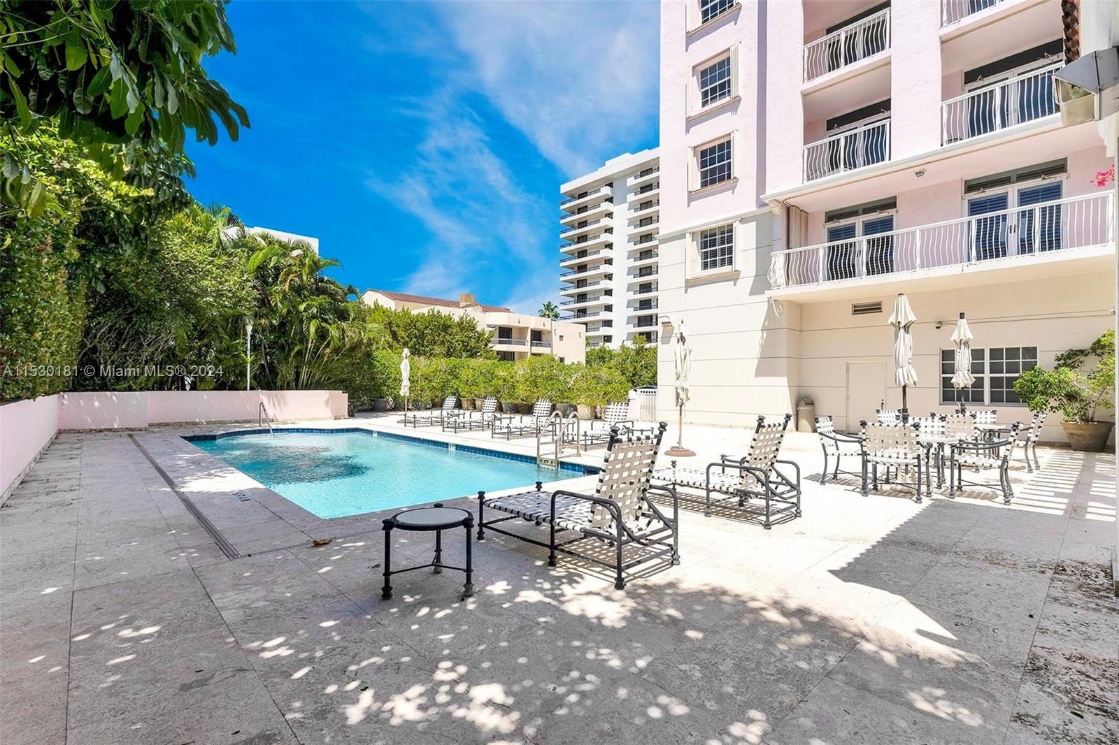 721 Biltmore Way 101, Coral Gables, Florida 33134, 1 Bedroom Bedrooms, ,1 BathroomBathrooms,Residential,For Sale,721 Biltmore Way 101,A11530181