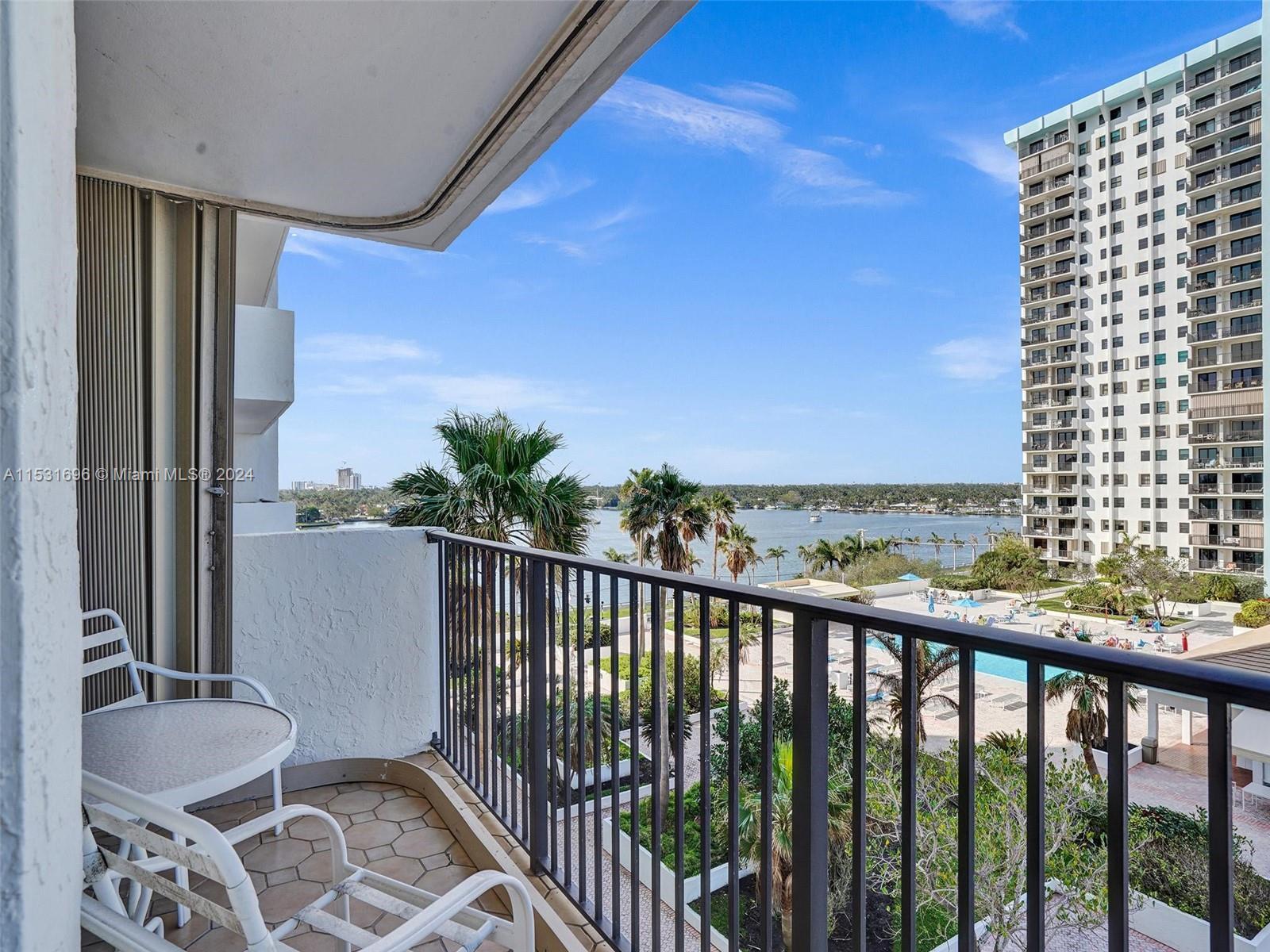 1201 S Ocean Dr 805S, Hollywood, Florida 33019, 2 Bedrooms Bedrooms, ,2 BathroomsBathrooms,Residential,For Sale,1201 S Ocean Dr 805S,A11531696