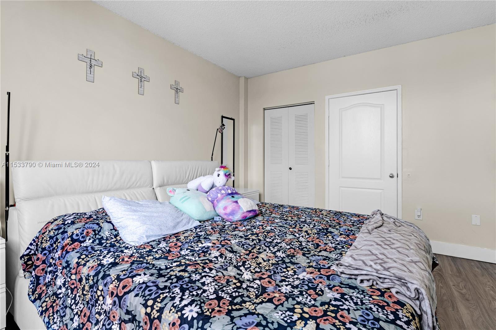 walk-in closet in master