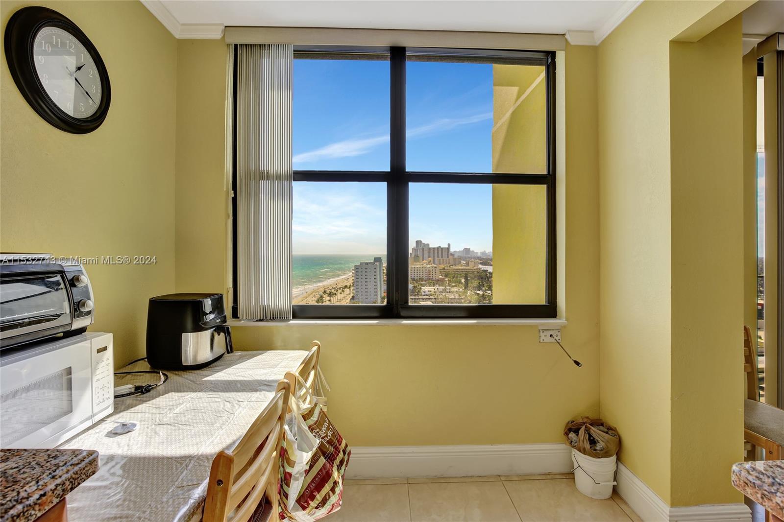 322 Buchanan St PH2C, Hollywood, Florida 33019, 1 Bedroom Bedrooms, ,1 BathroomBathrooms,Residential,For Sale,322 Buchanan St PH2C,A11532743