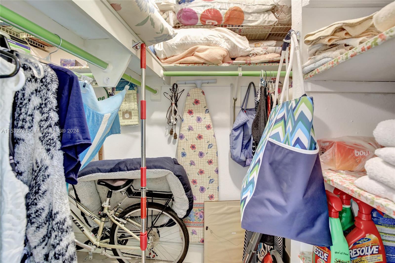 322 Buchanan St PH2C, Hollywood, Florida 33019, 1 Bedroom Bedrooms, ,1 BathroomBathrooms,Residential,For Sale,322 Buchanan St PH2C,A11532743