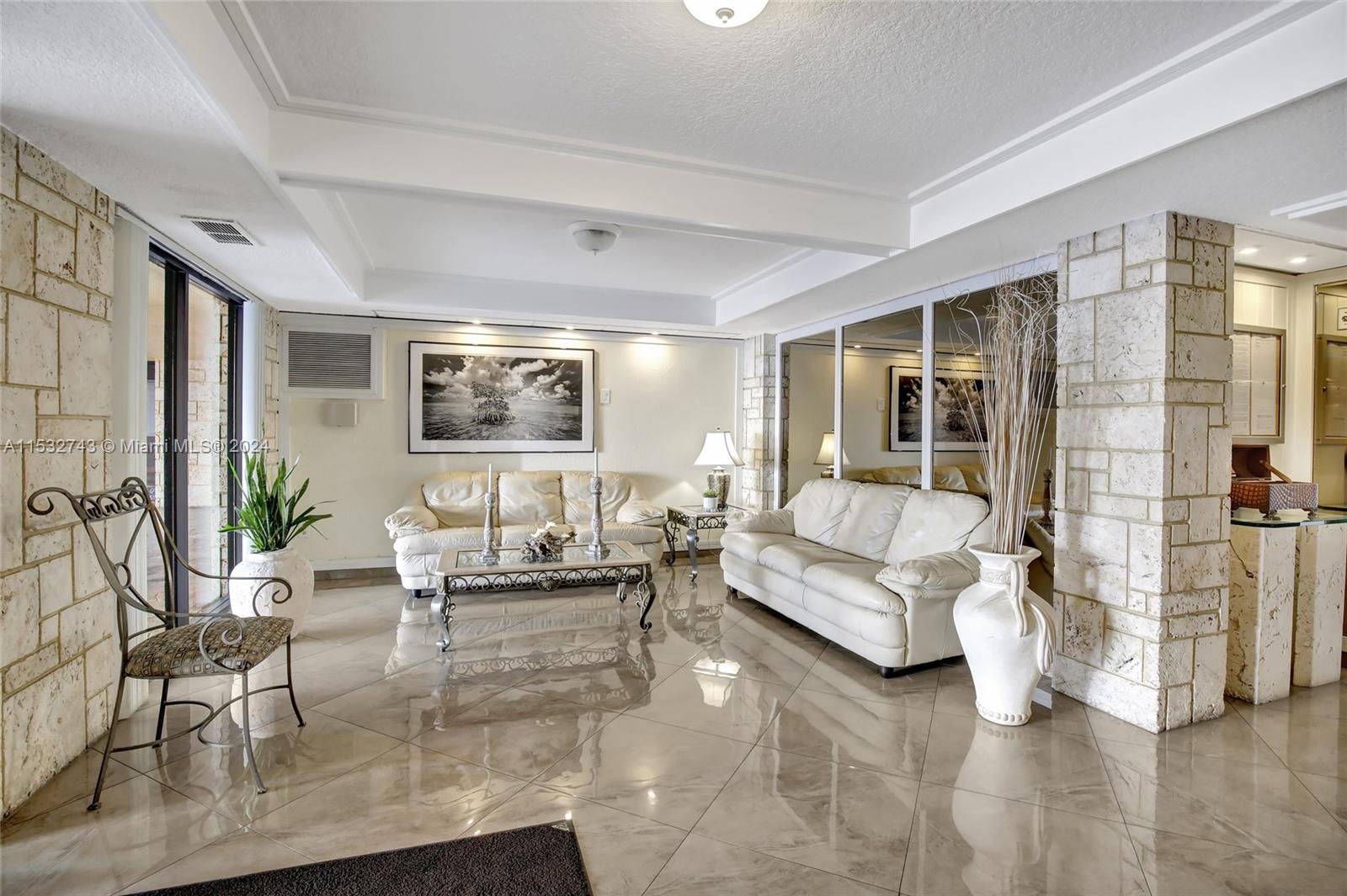 322 Buchanan St PH2C, Hollywood, Florida 33019, 1 Bedroom Bedrooms, ,1 BathroomBathrooms,Residential,For Sale,322 Buchanan St PH2C,A11532743